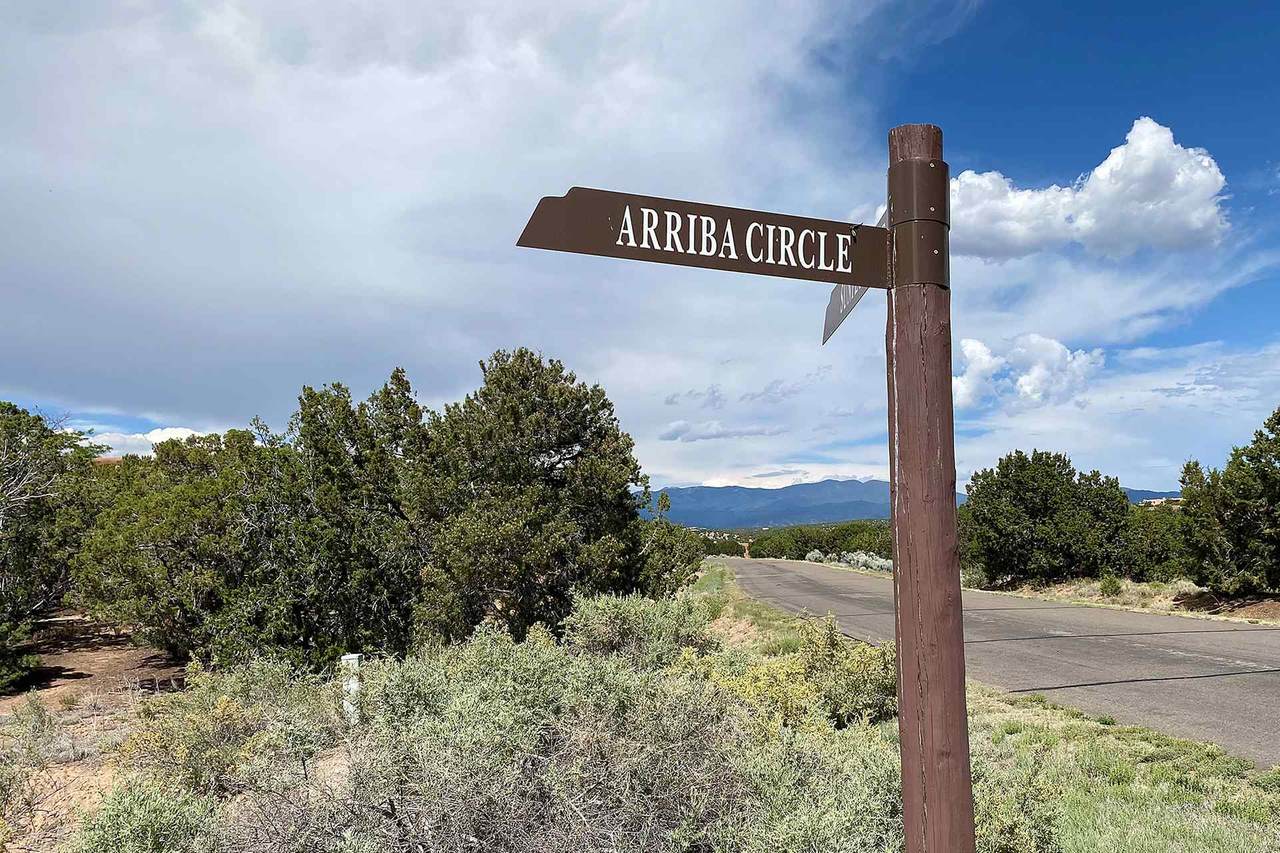 19 Arriba Circle - Photo 1