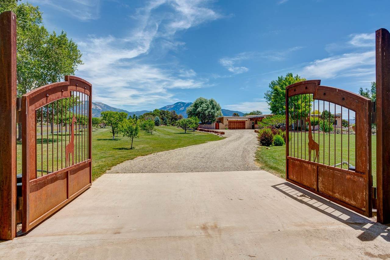 55 Vista Lejos Road - Photo 1