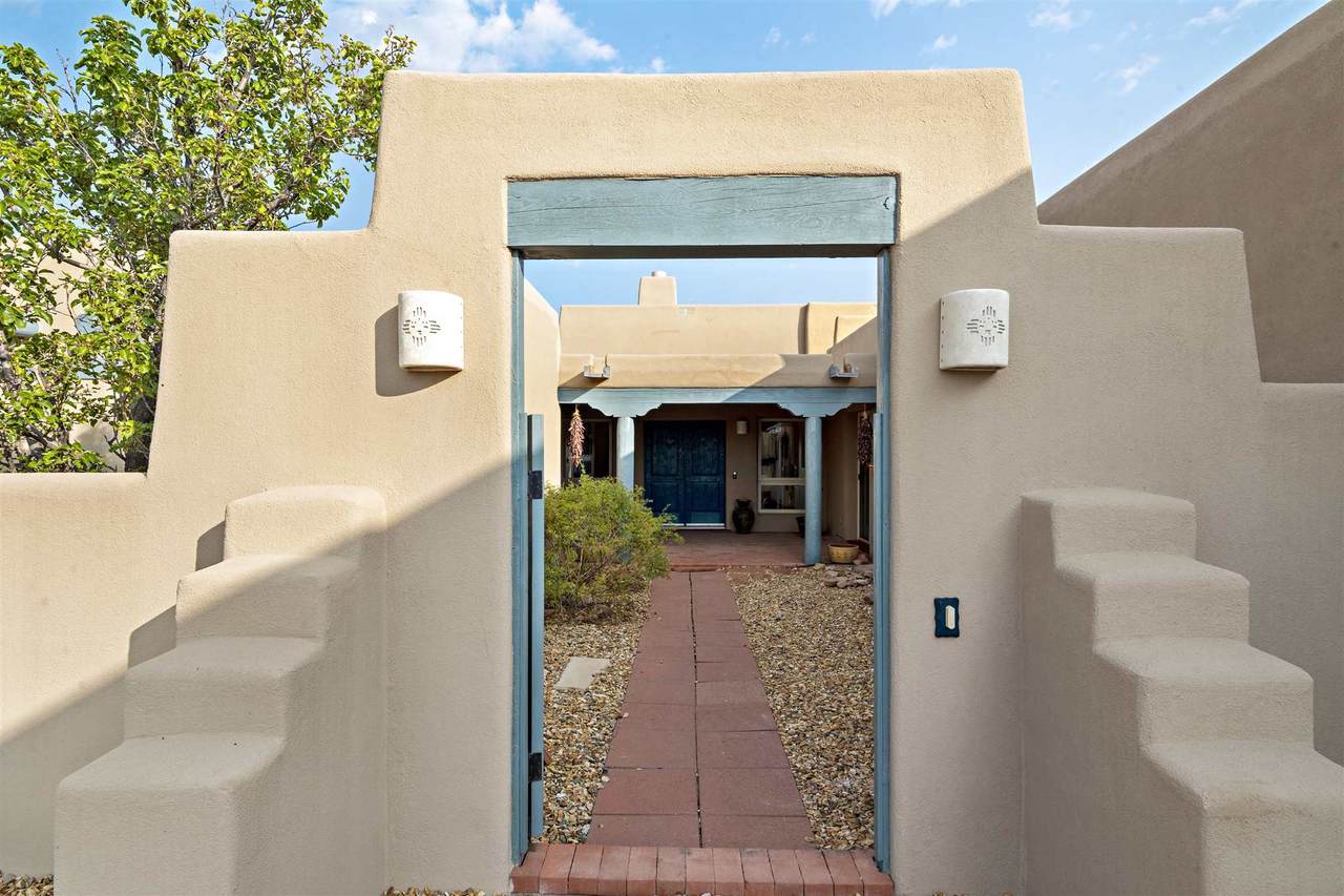 5 A Del Charro Road - Photo 1