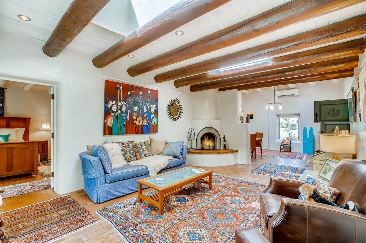 328 Camino Cerrito - Photo 1