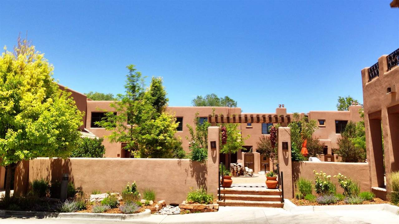 103 Catron Street - Photo 1