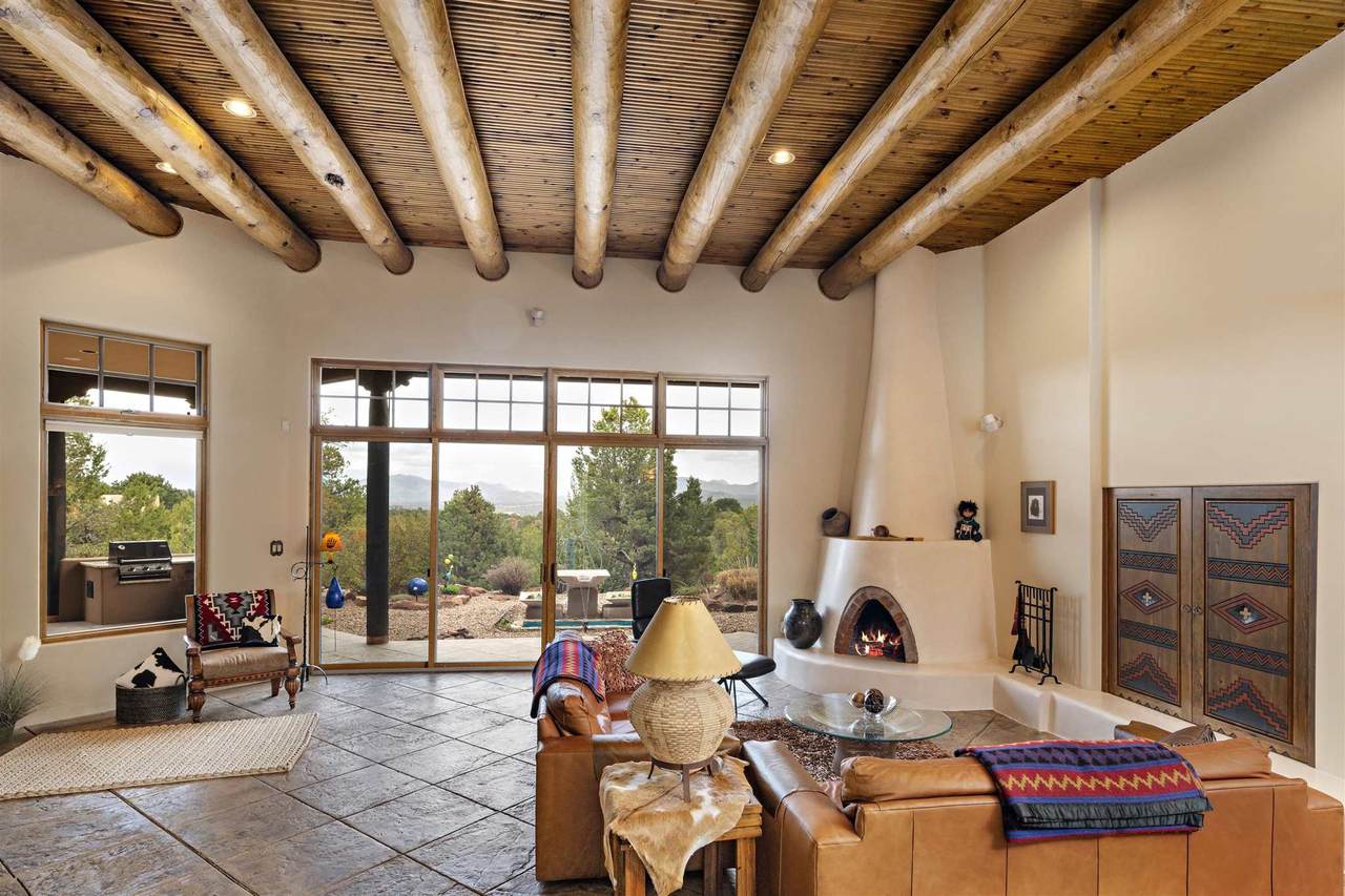 78 Kiva Loop - Photo 1