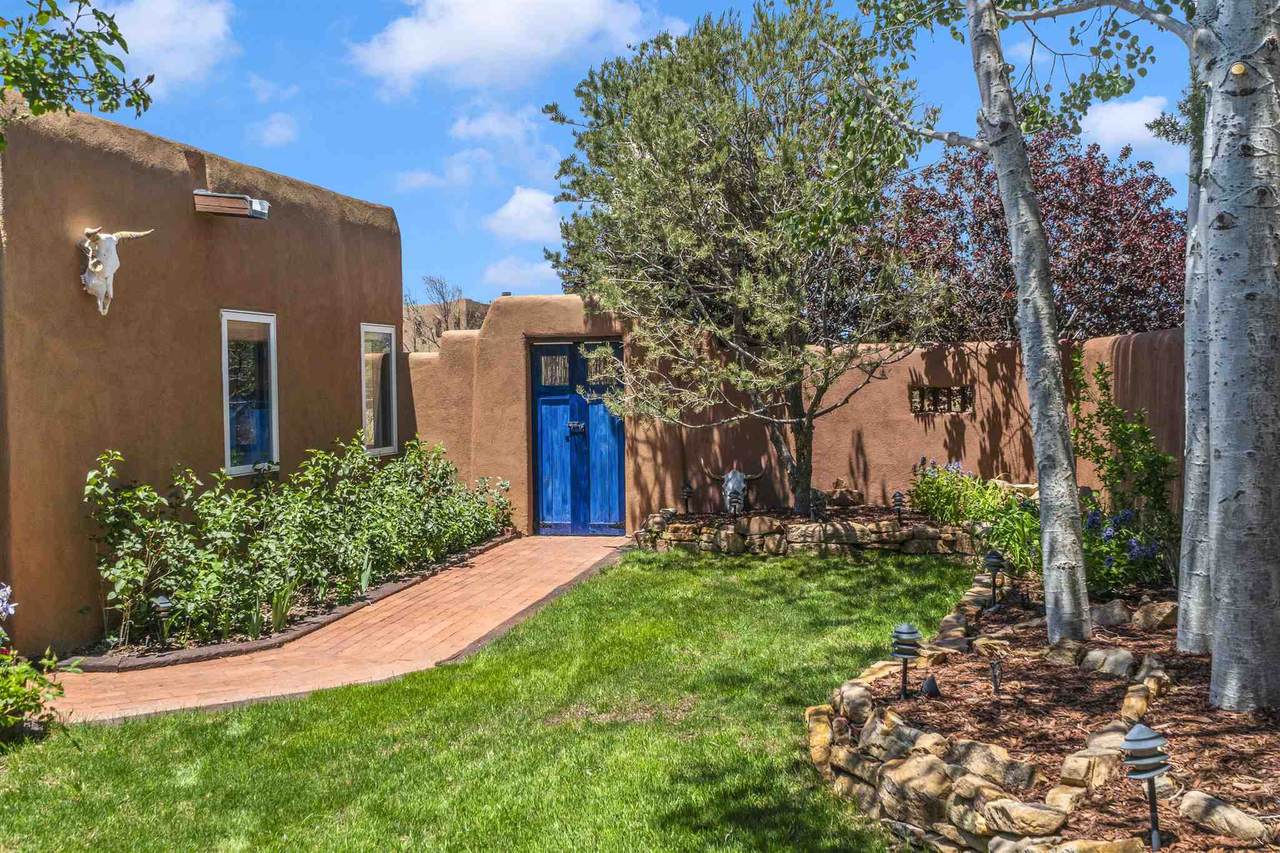 22 Bonito Road - Photo 1