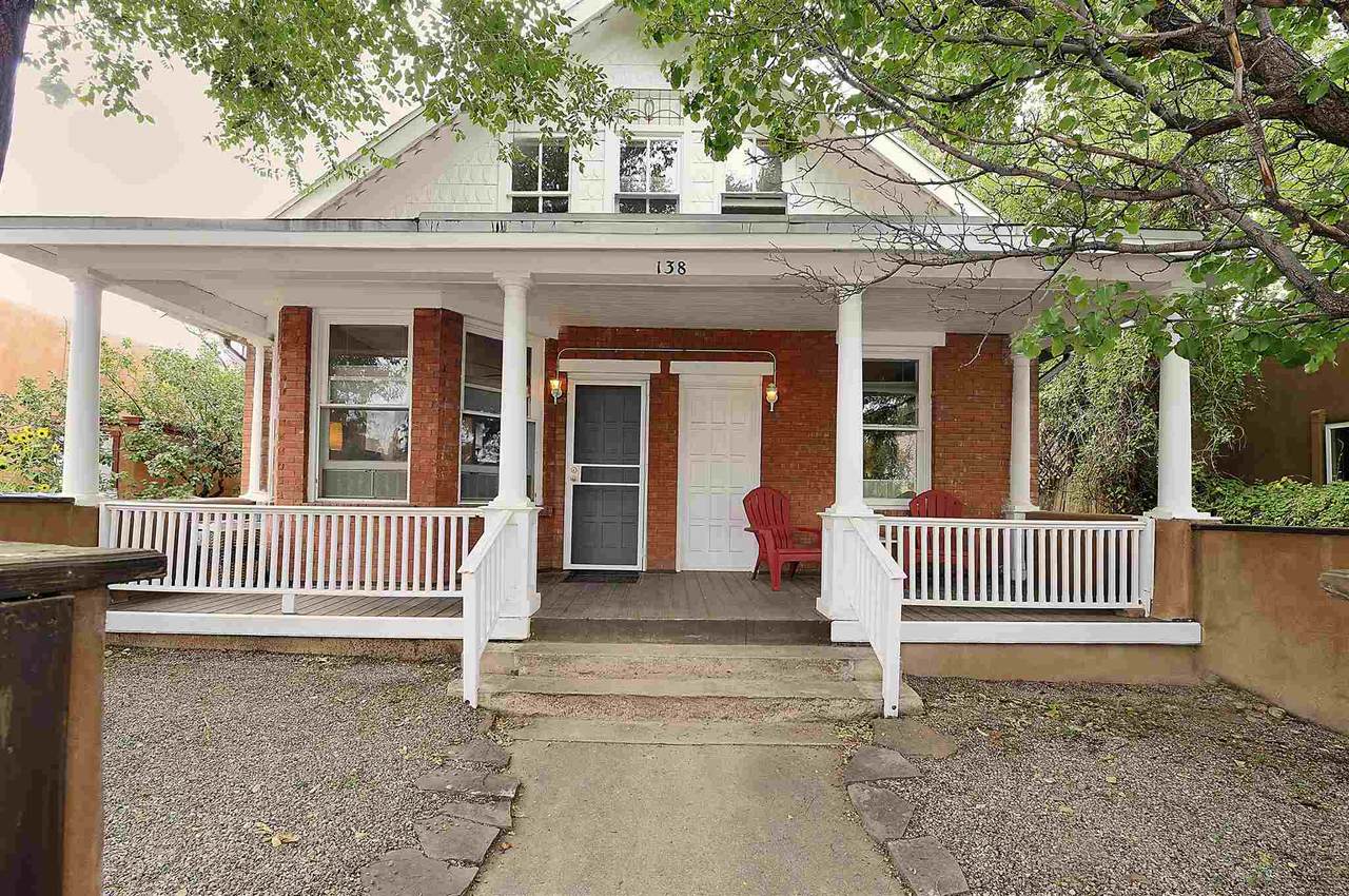 136 Santa Fe Ave - Photo 1