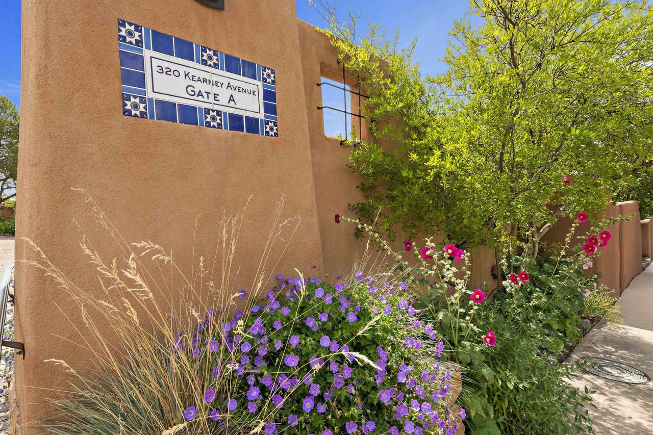 320 Kearney - Photo 1