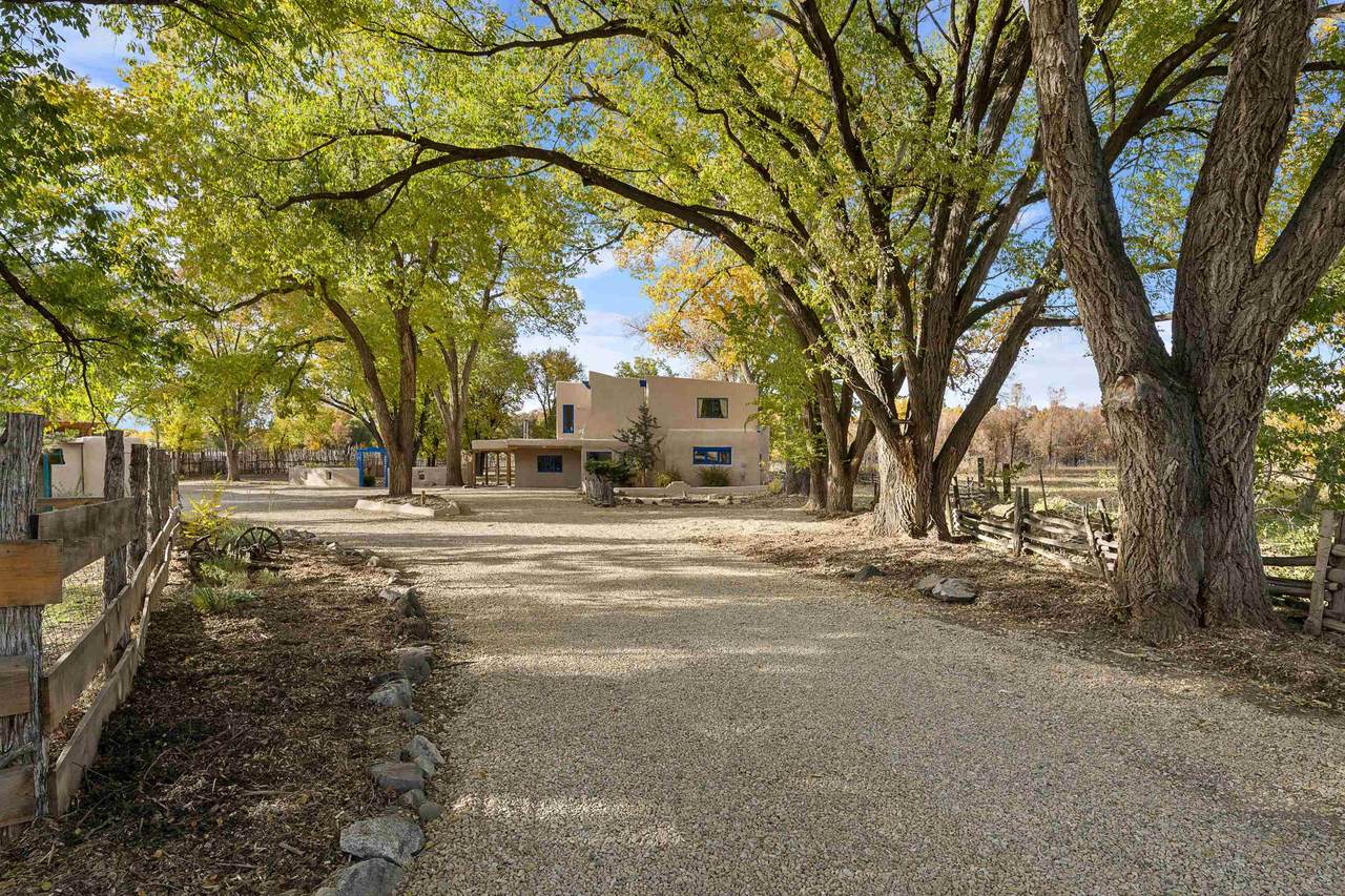 461 Valverde Commons Drive - Photo 1