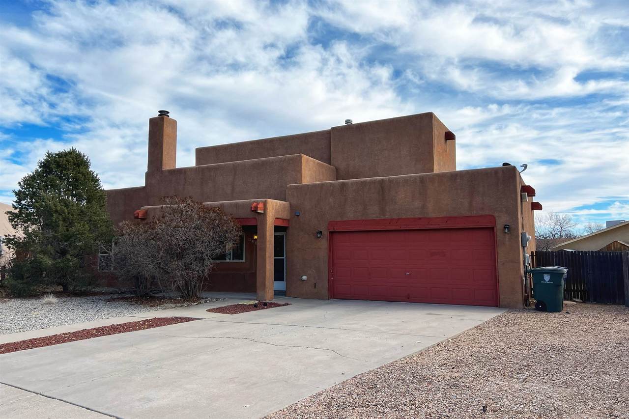 7304 Roadrunner Ct - Photo 1