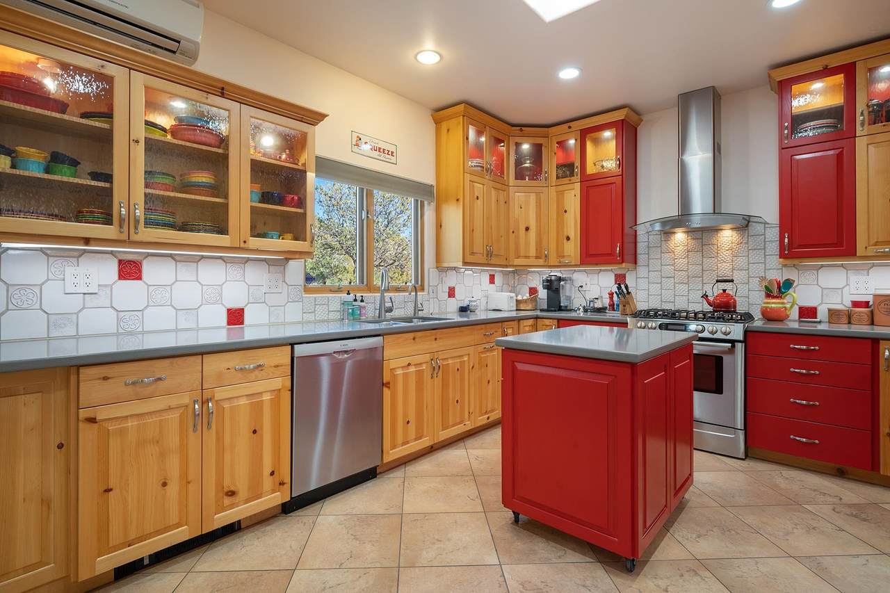 1702 Watchpoint - Photo 1
