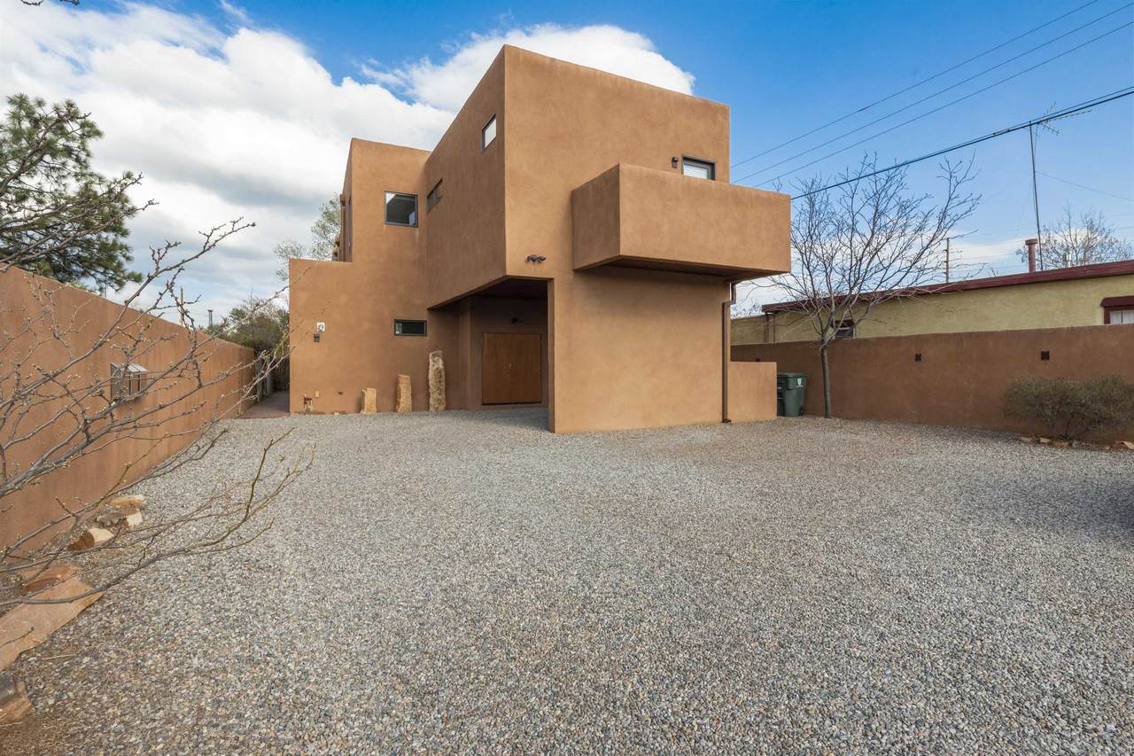 543 Juanita Street #A - Photo 1