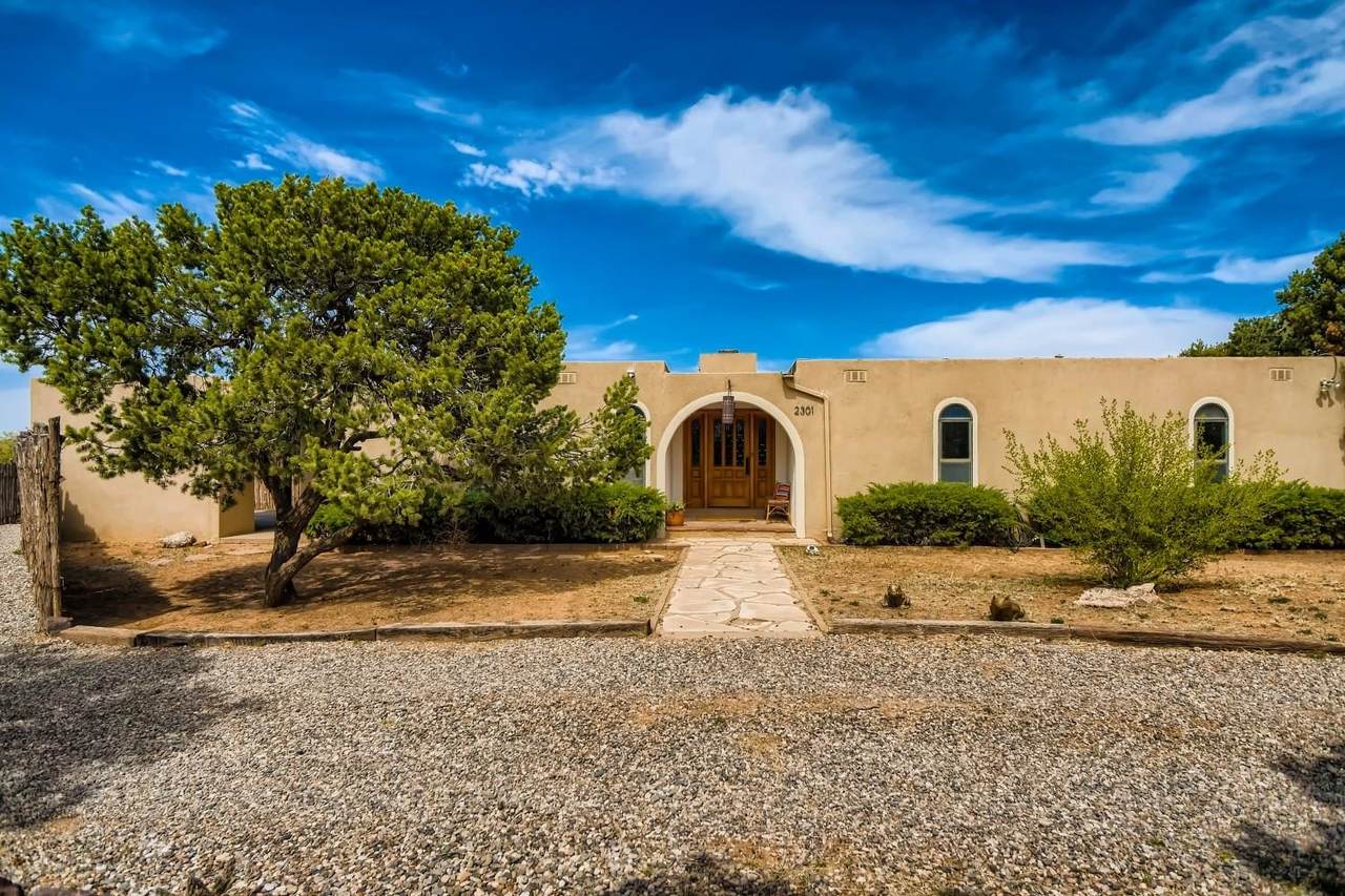 2301 Calle Halcon - Photo 1