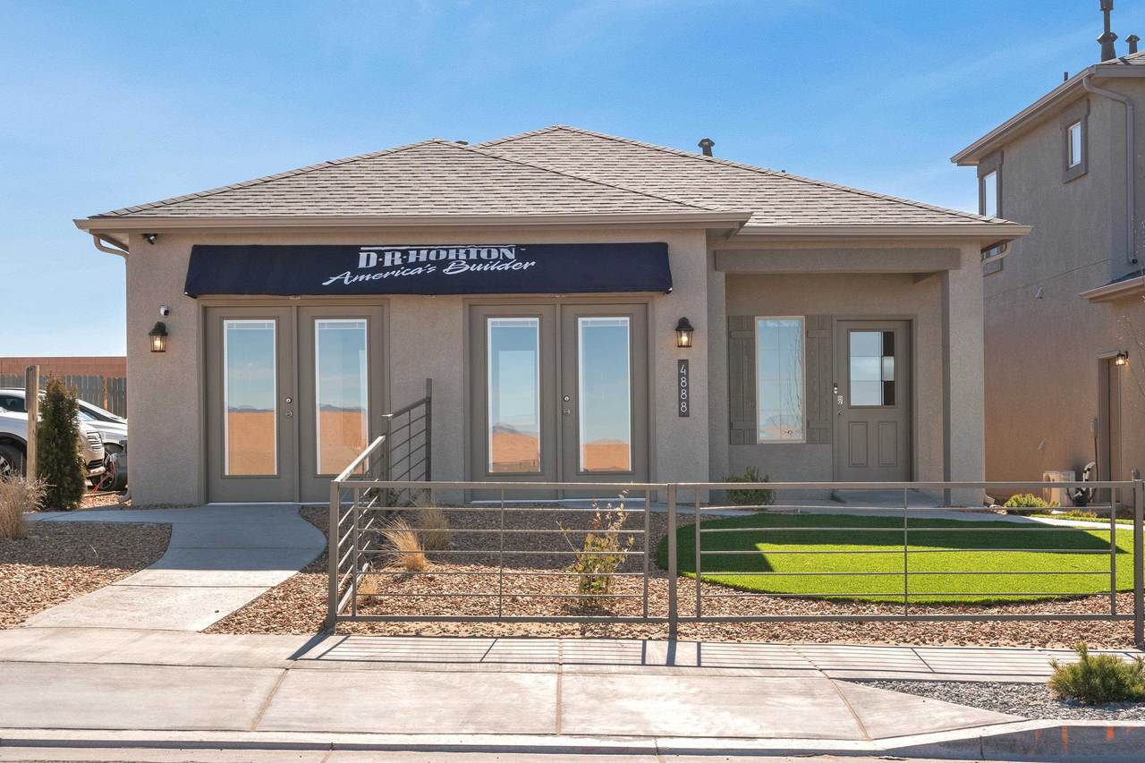 4812 Long's Peak - Photo 1