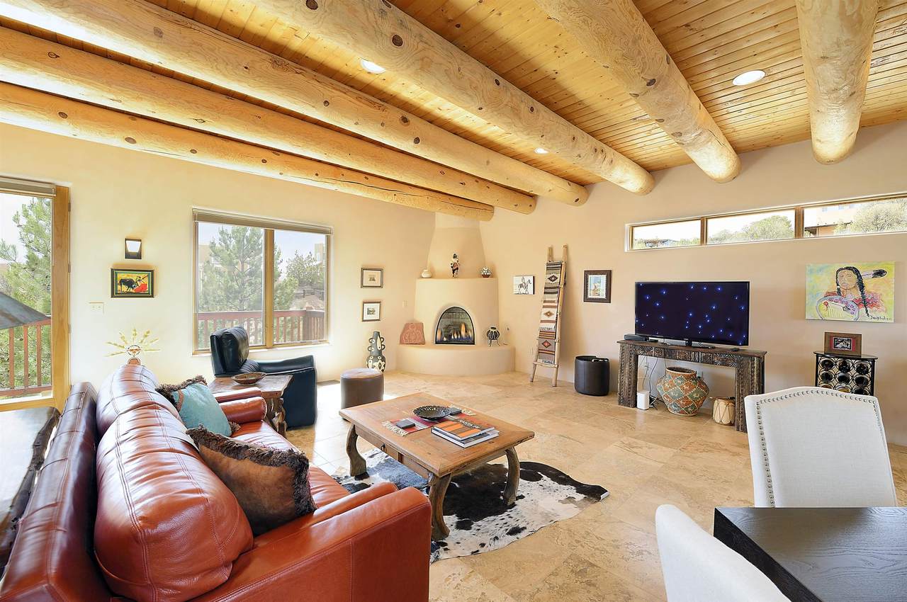 501 Rio Grande - Photo 1