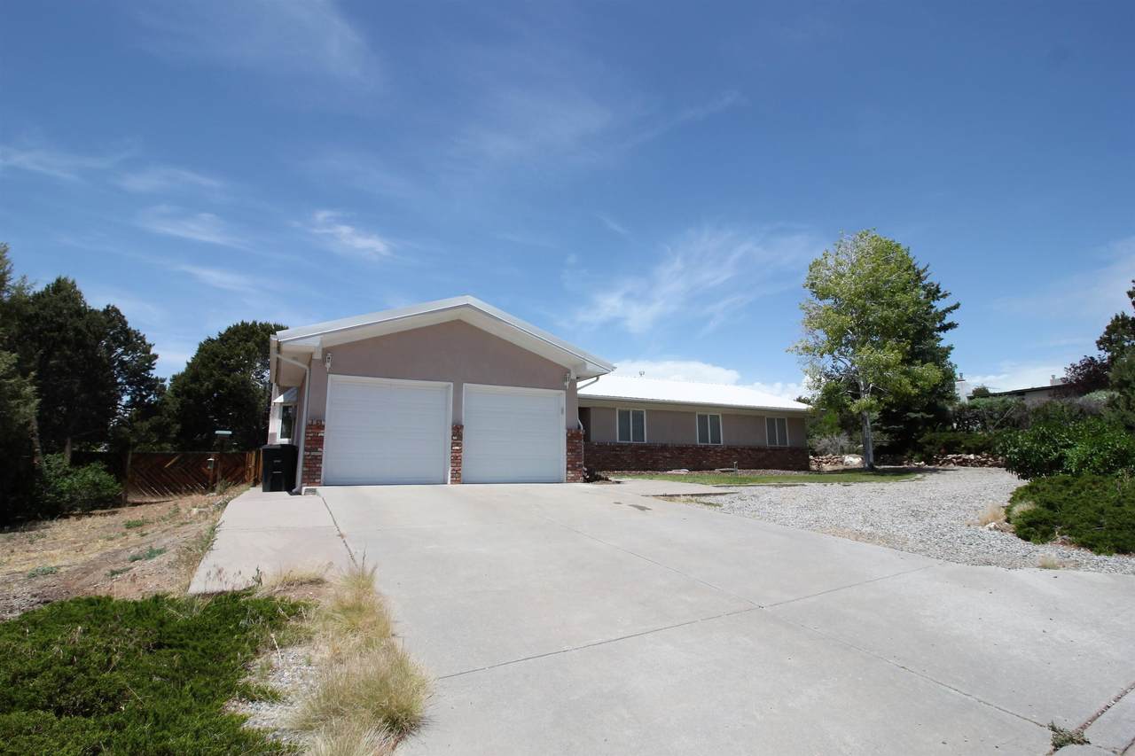 120 La Vista Dr - Photo 1