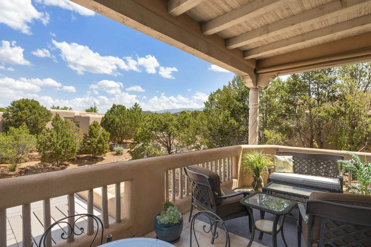 520 Los Nidos Drive - Photo 1