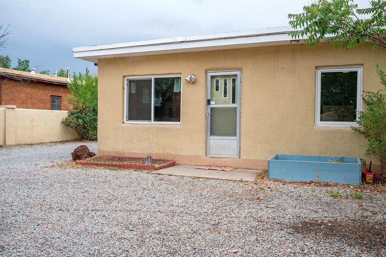 1824 Hopewell - Photo 1