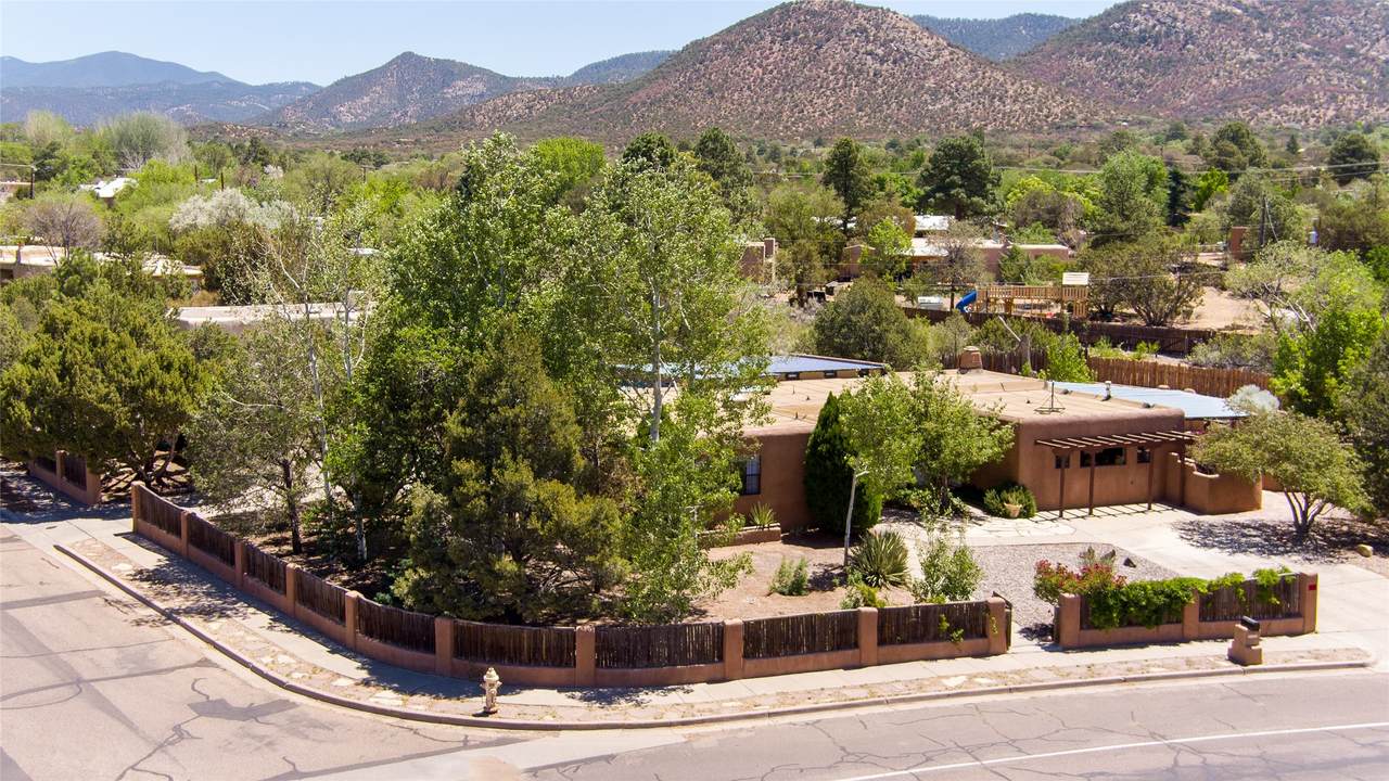 2153 Calle De Sebastian - Photo 1