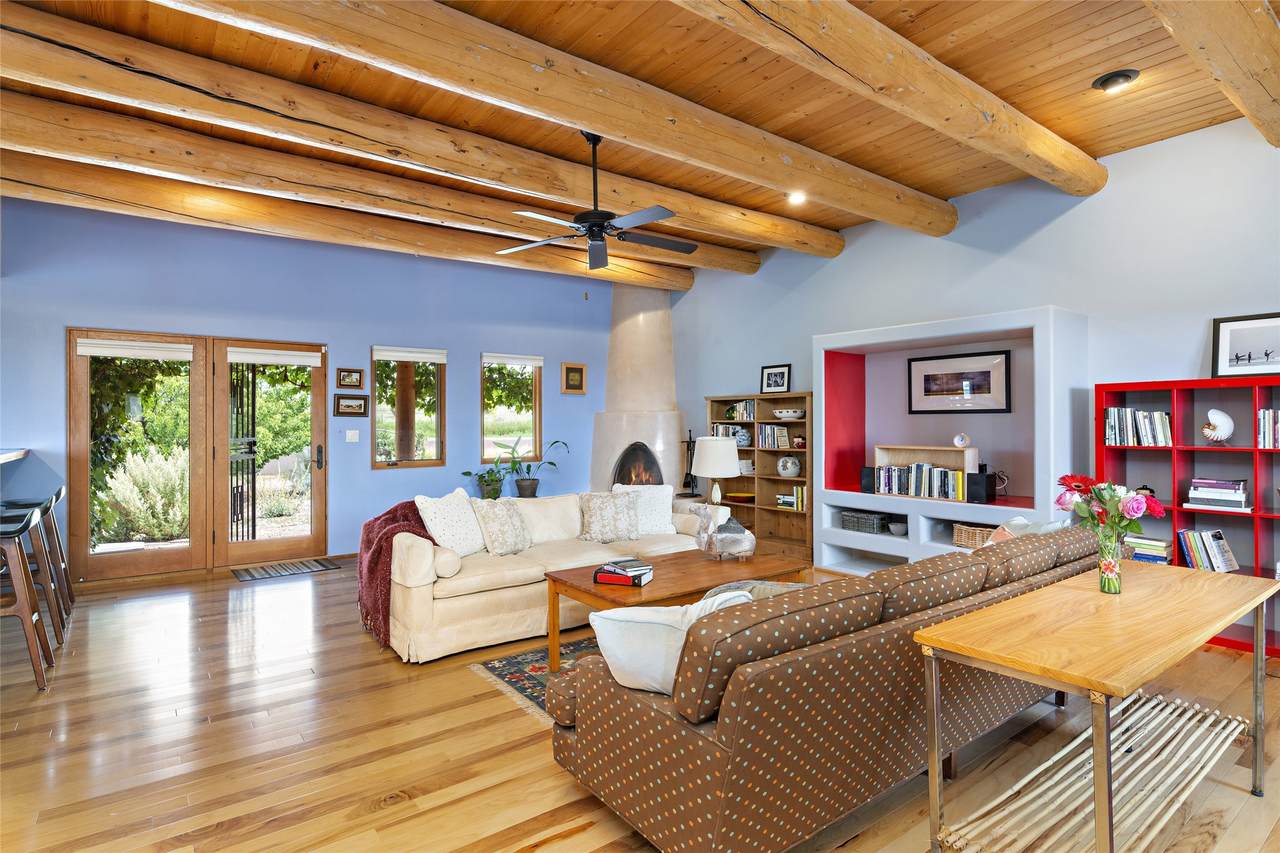 33 Hondo Lane - Photo 1