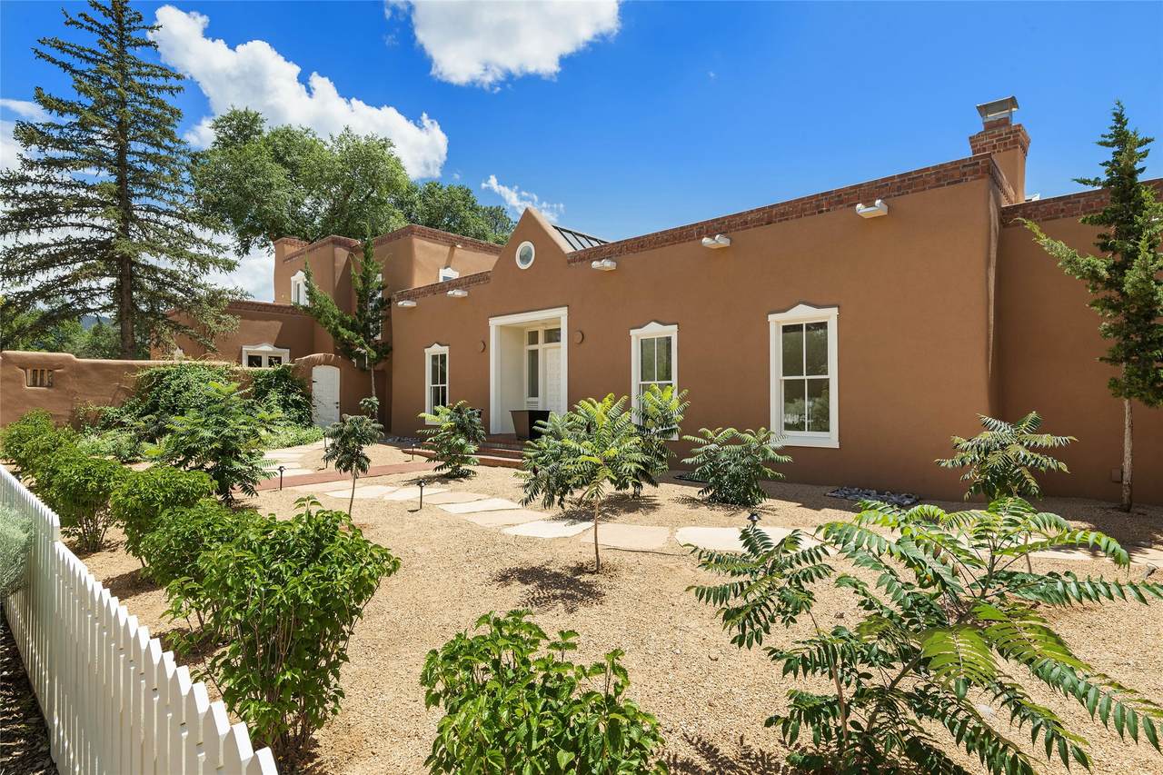 448 Camino Monte Vista - Photo 1
