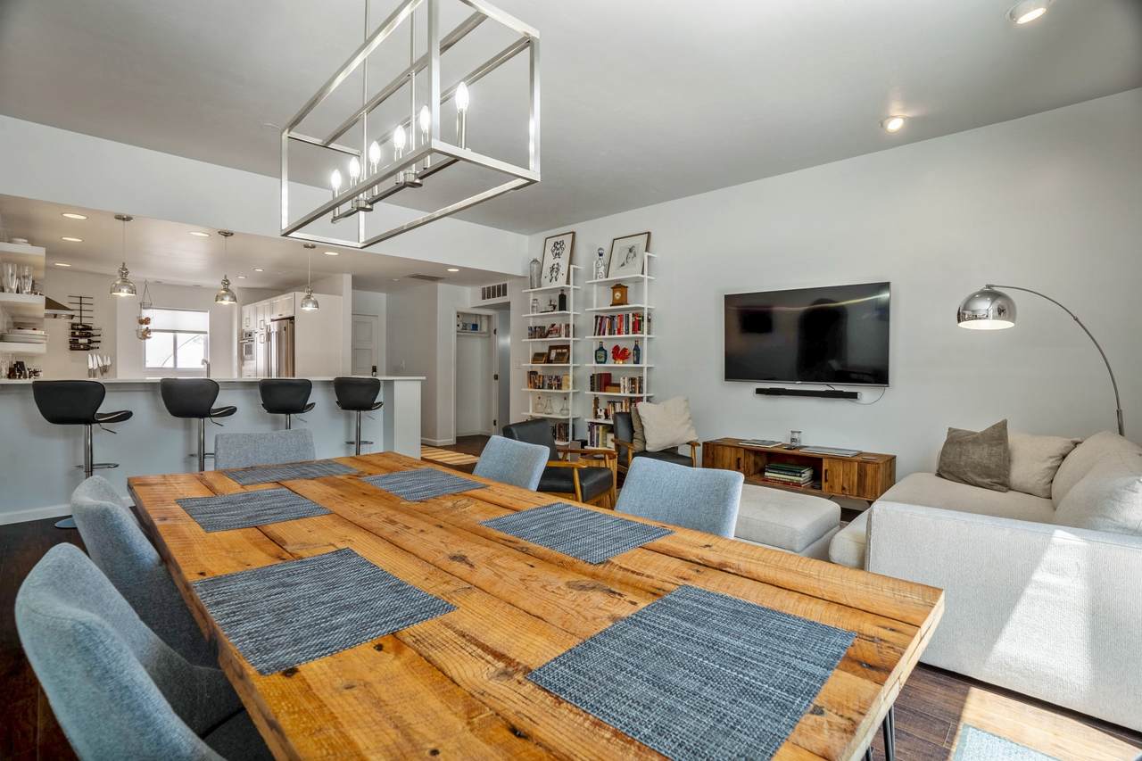 2107 Avenida De Las Alturas - Photo 1