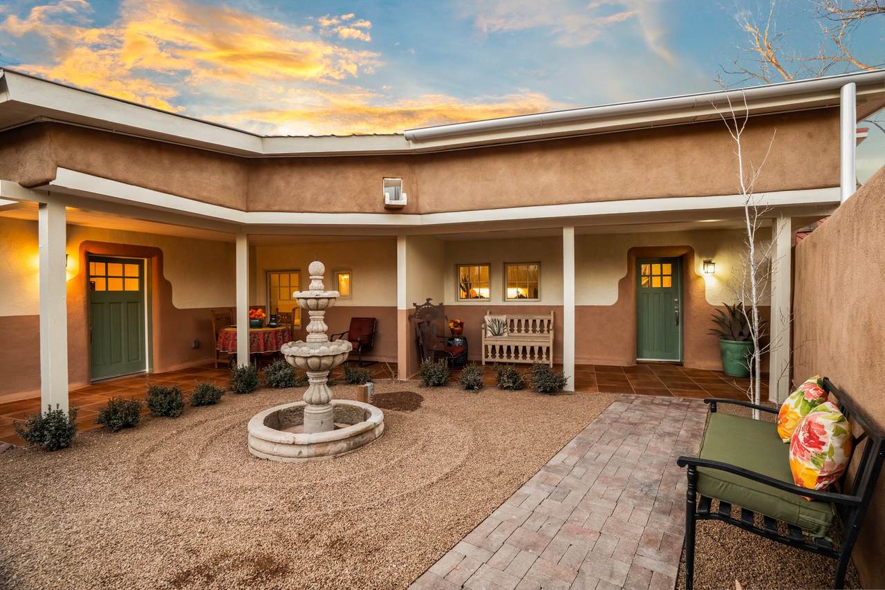 512 Acequia Madre - Photo 1