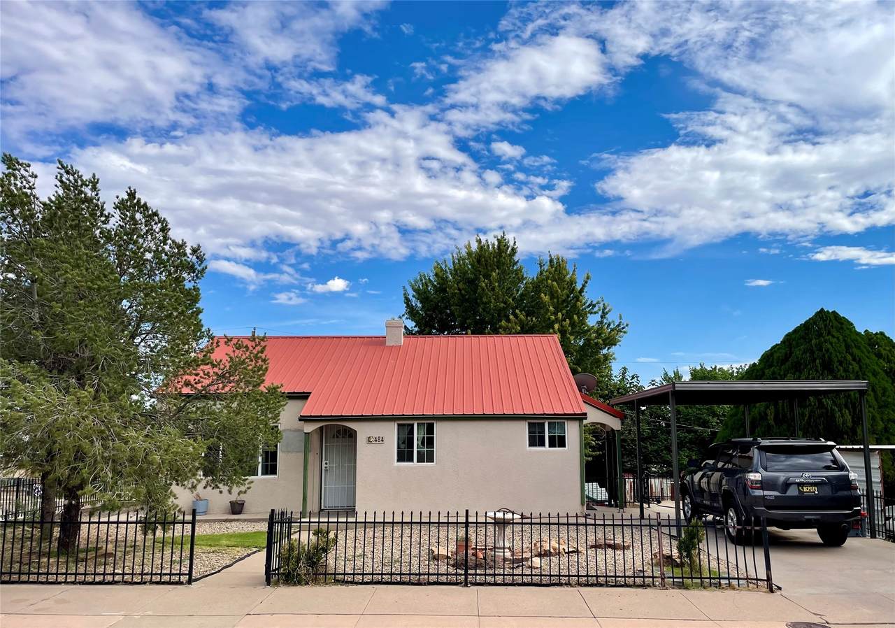 484 Baca Avenue - Photo 1