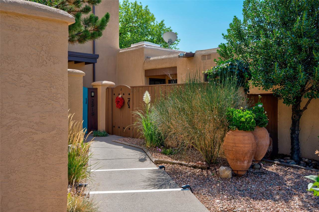 2917 Plaza Blanca - Photo 1