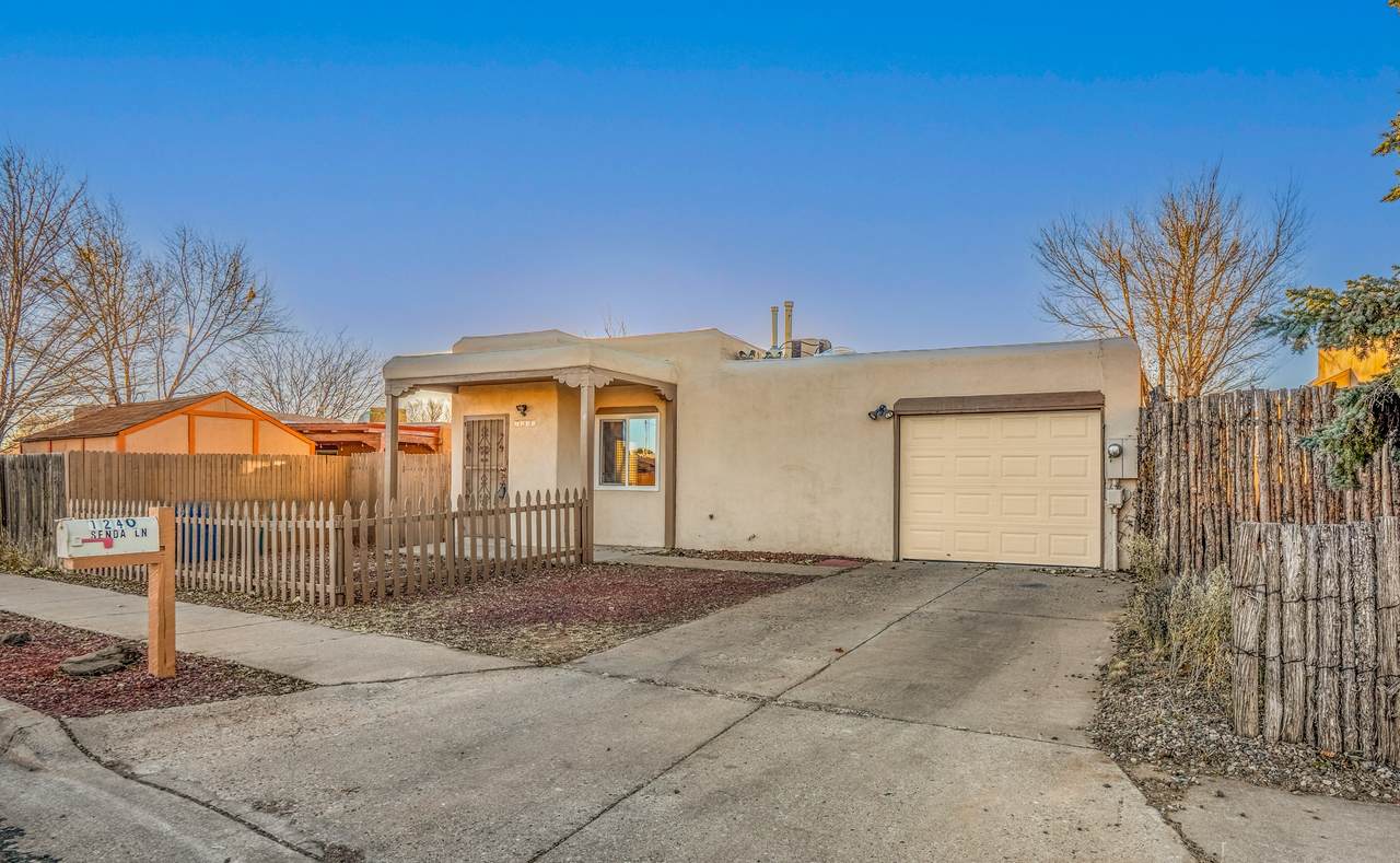 1240 Senda Lane - Photo 1