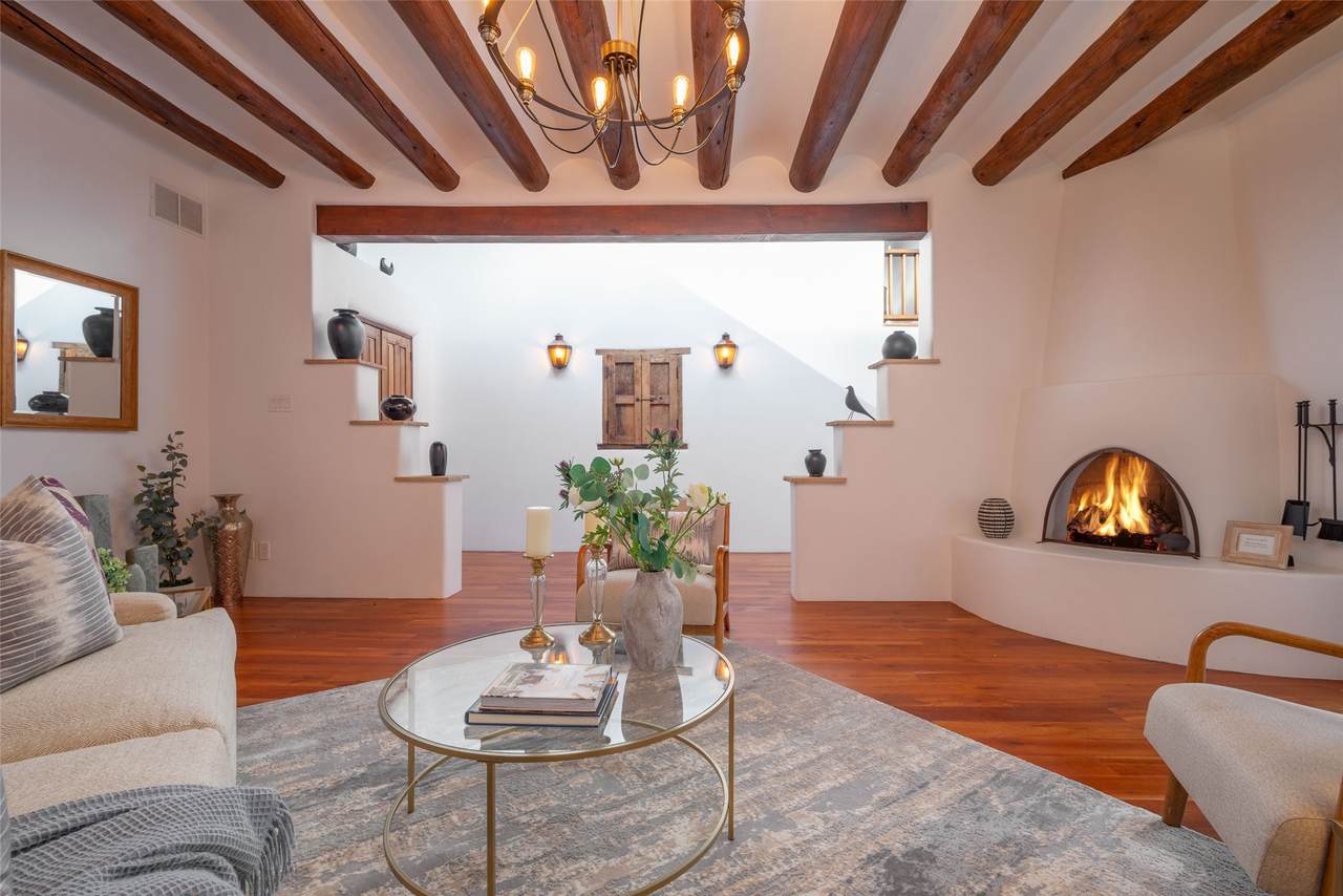 624 Alameda - Photo 1