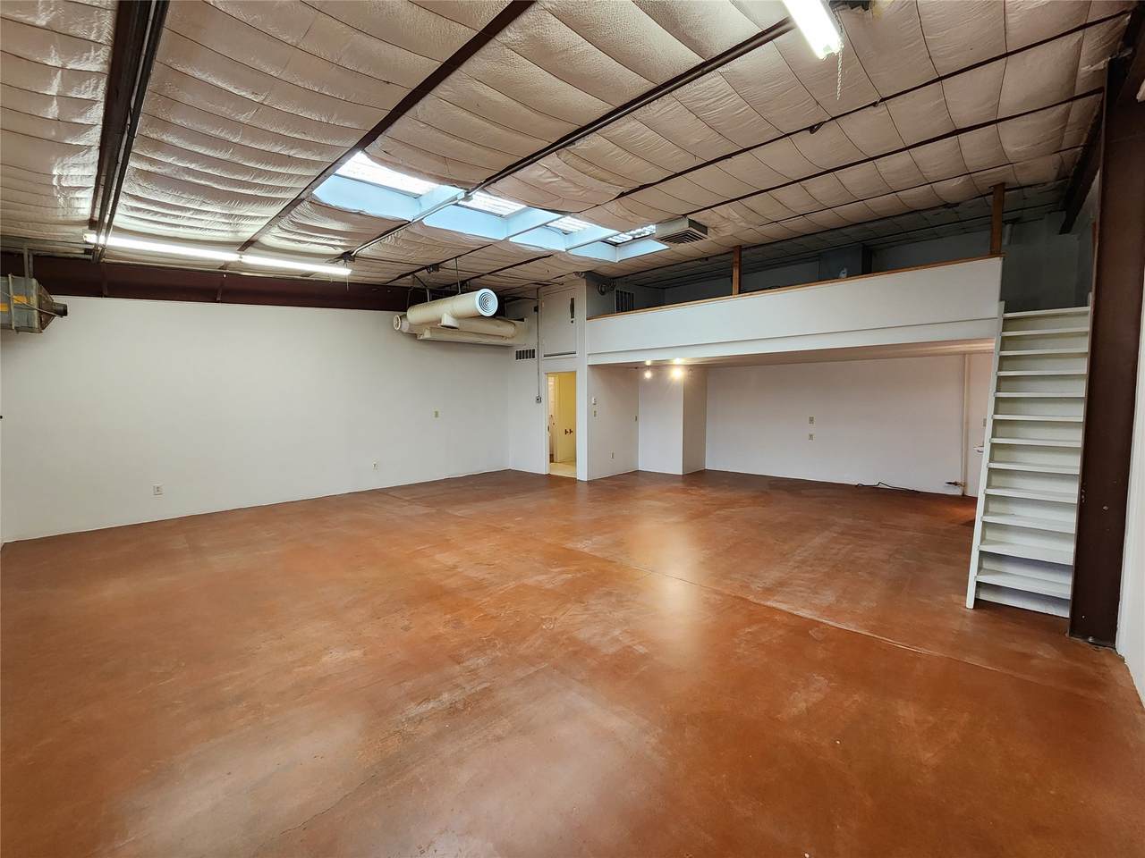 901 San Mateo - Photo 1