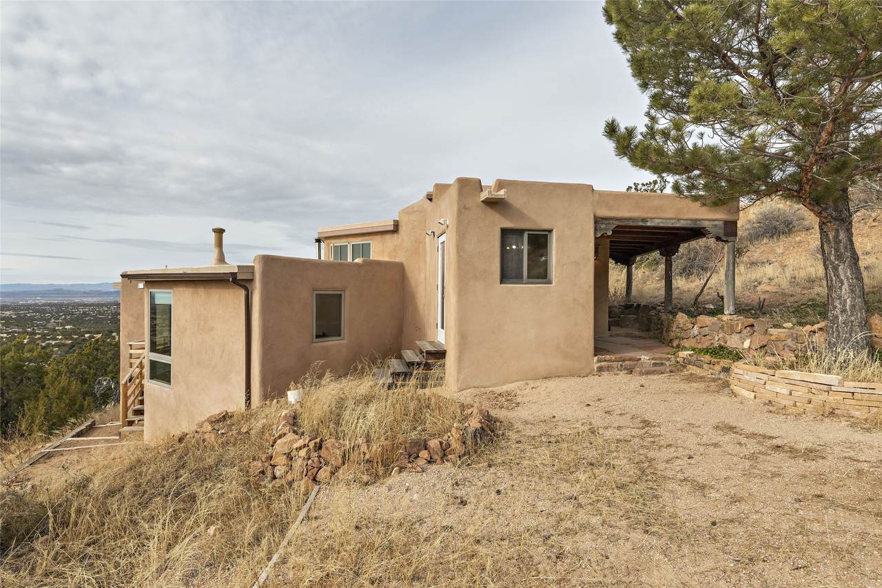 102 Coyote Crossing - Photo 1