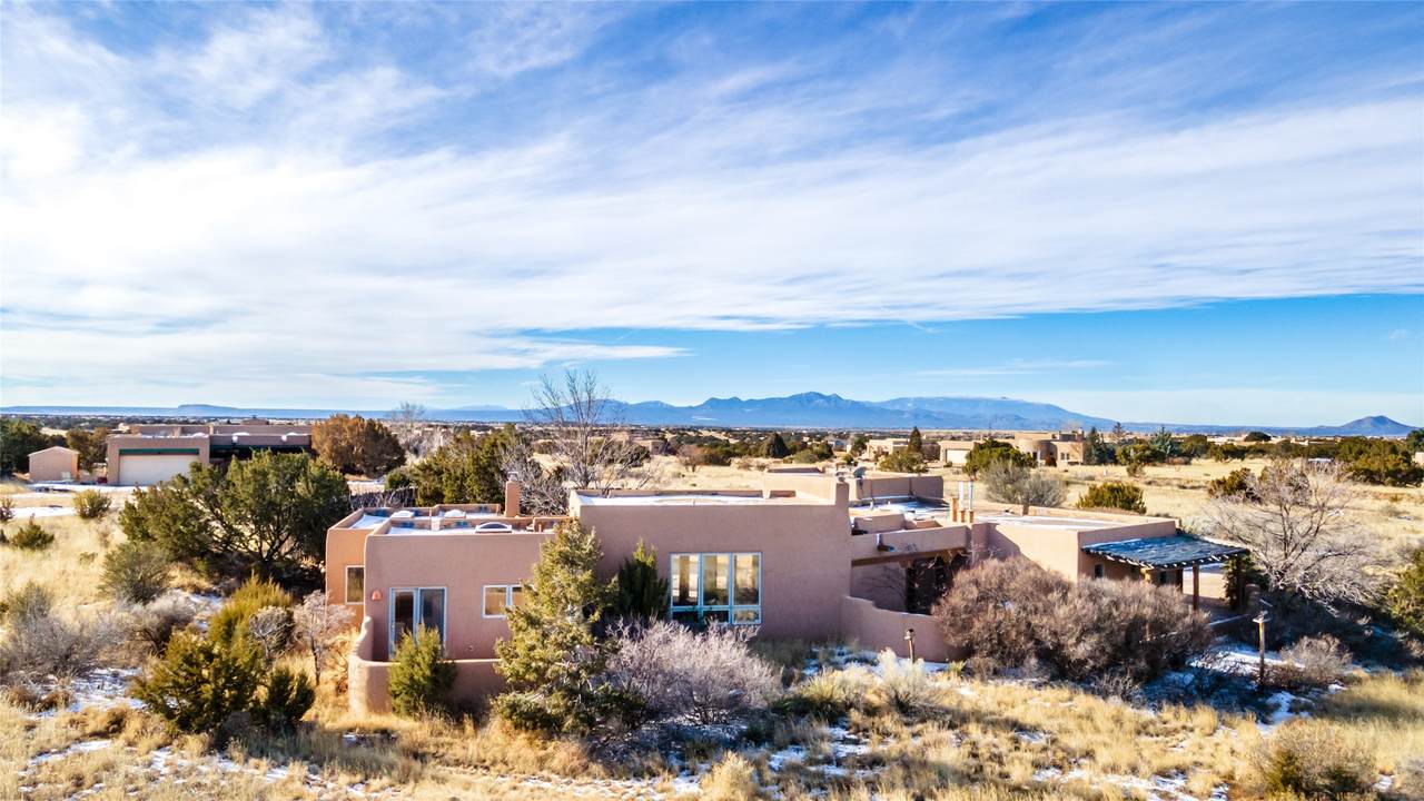 7 Chapala Rd - Photo 1