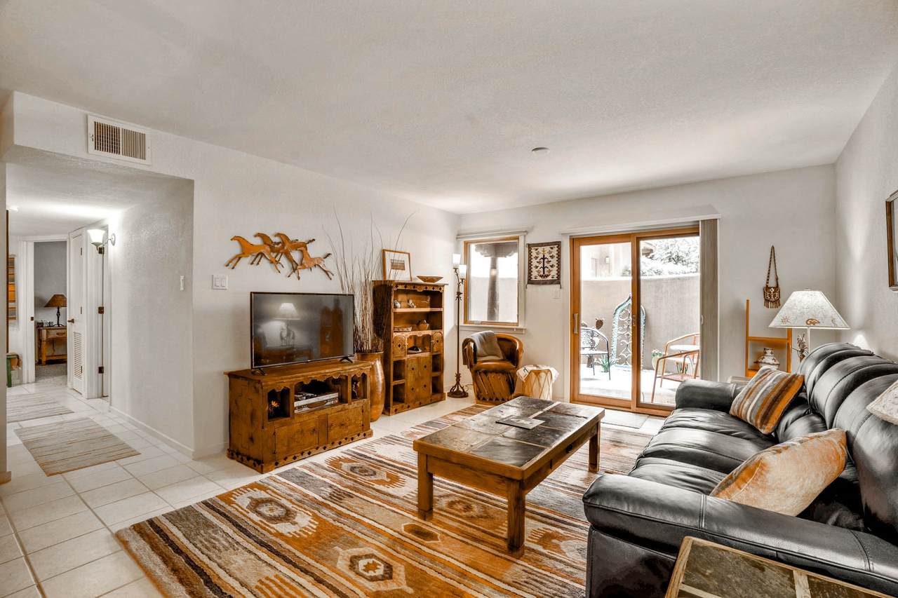 601 San Mateo - Photo 1