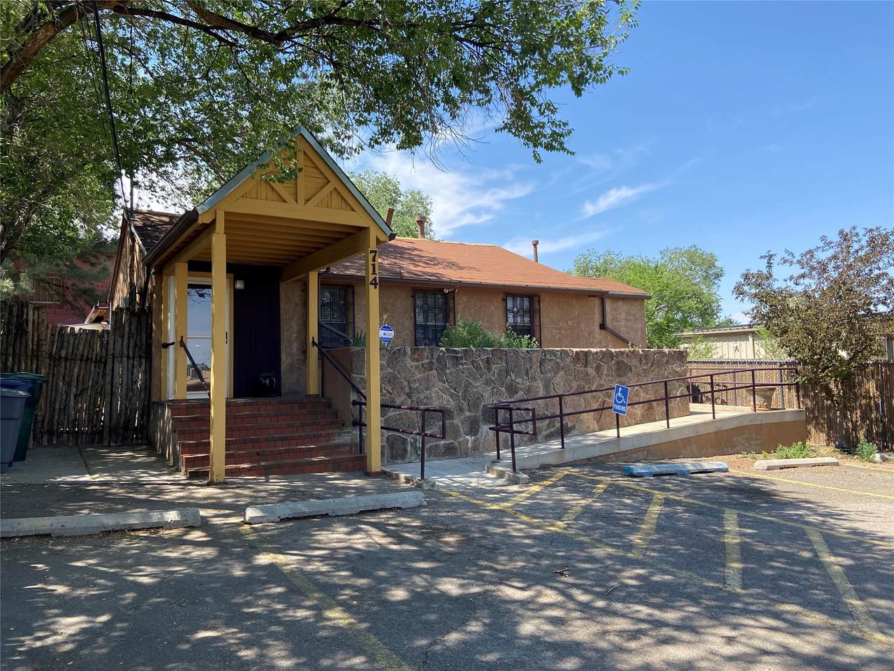 714 Calle Grillo - Photo 1
