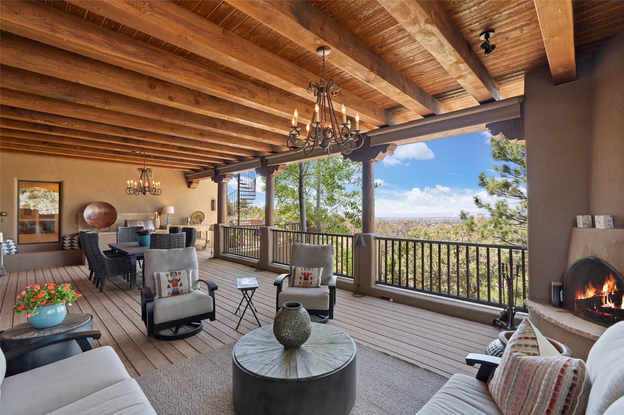 1010 Monte Serena - Photo 1