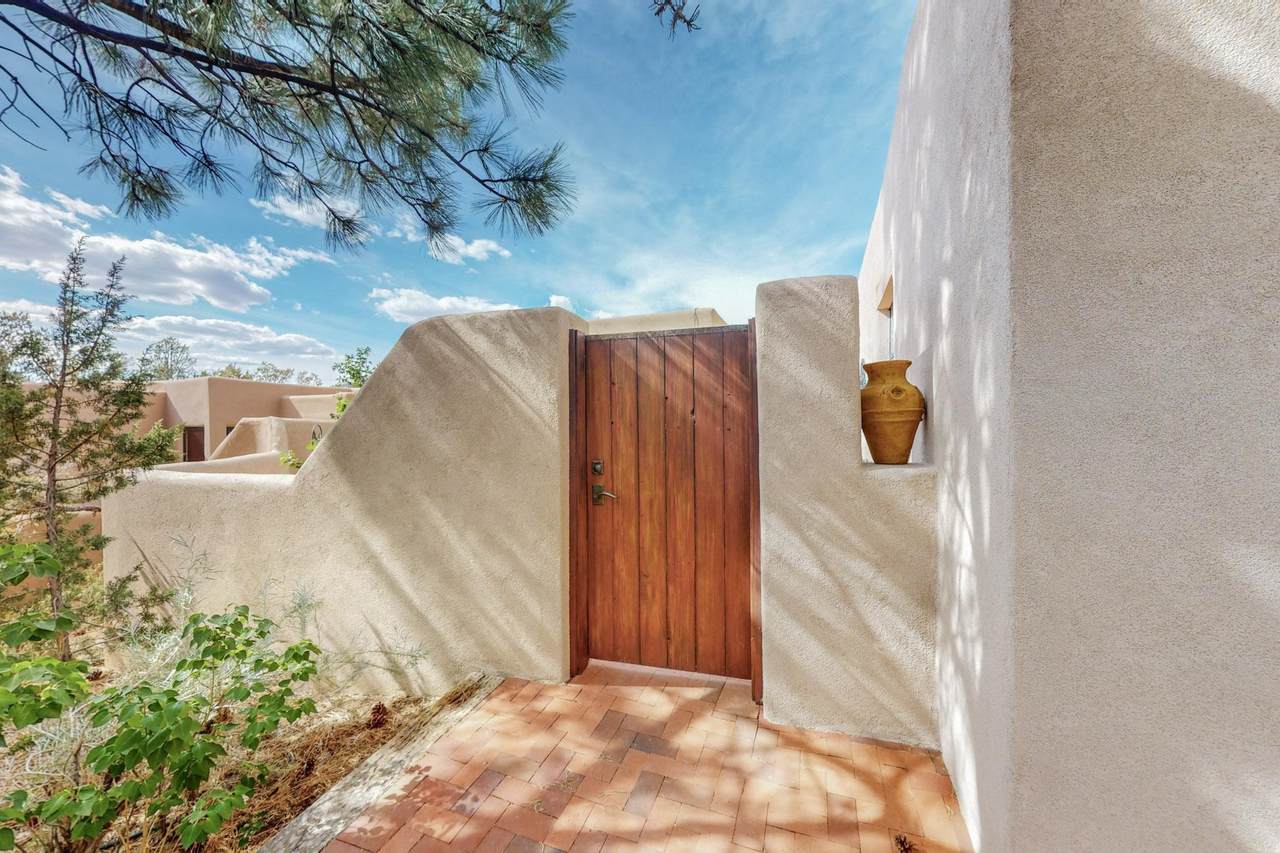 302 Calle Estado - Photo 1