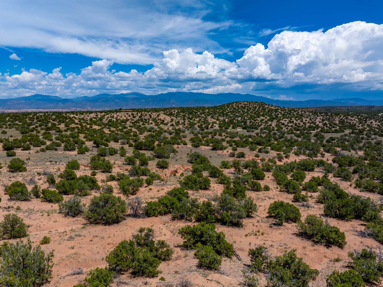 https://bt-photos.global.ssl.fastly.net/santafe/1280_boomver_1_202402908-2.jpg