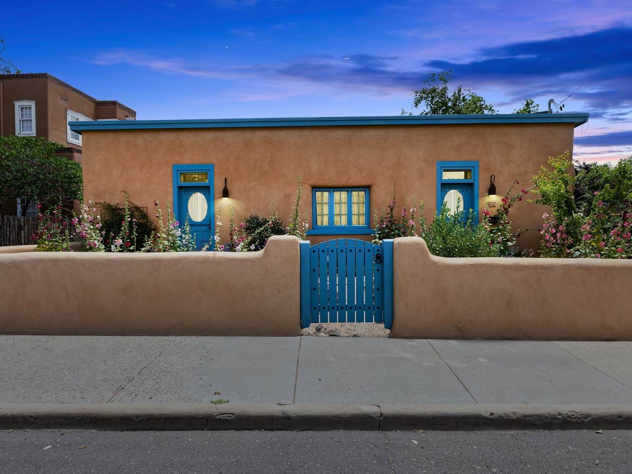 512 Agua Fria - Photo 1