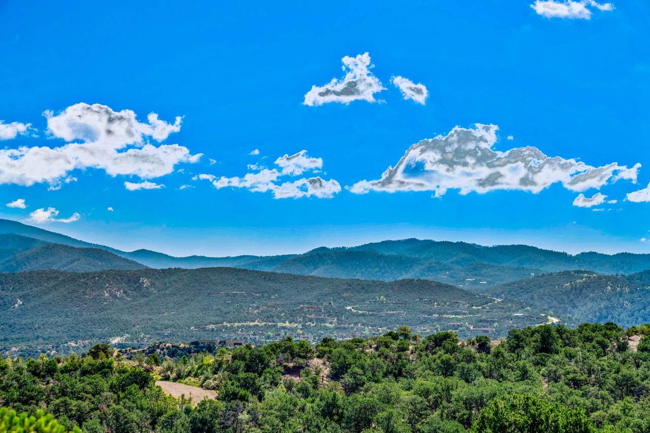 56 Tesuque Ridge - Photo 1