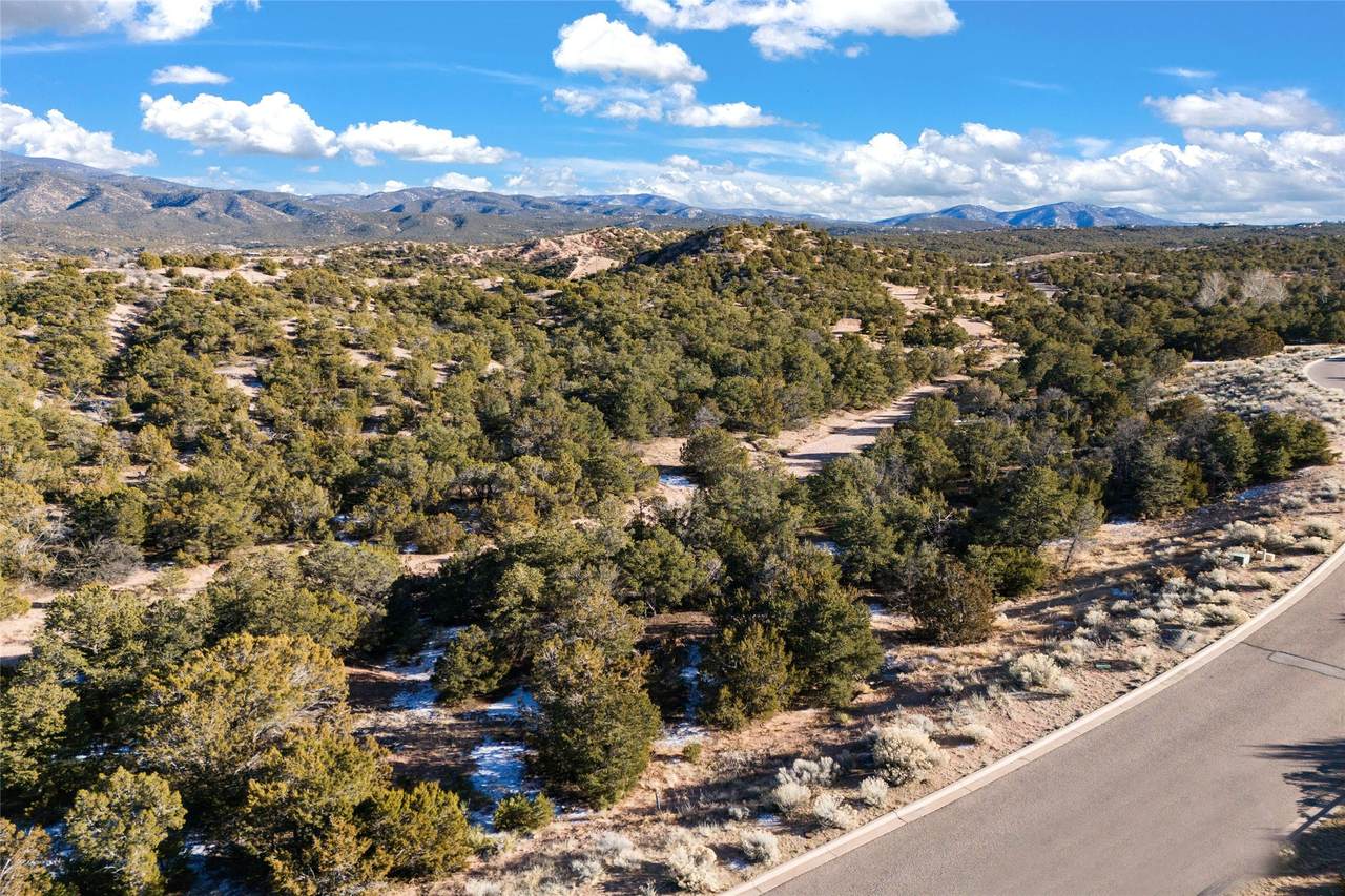 https://bt-photos.global.ssl.fastly.net/santafe/1280_boomver_1_202405115-2.jpg