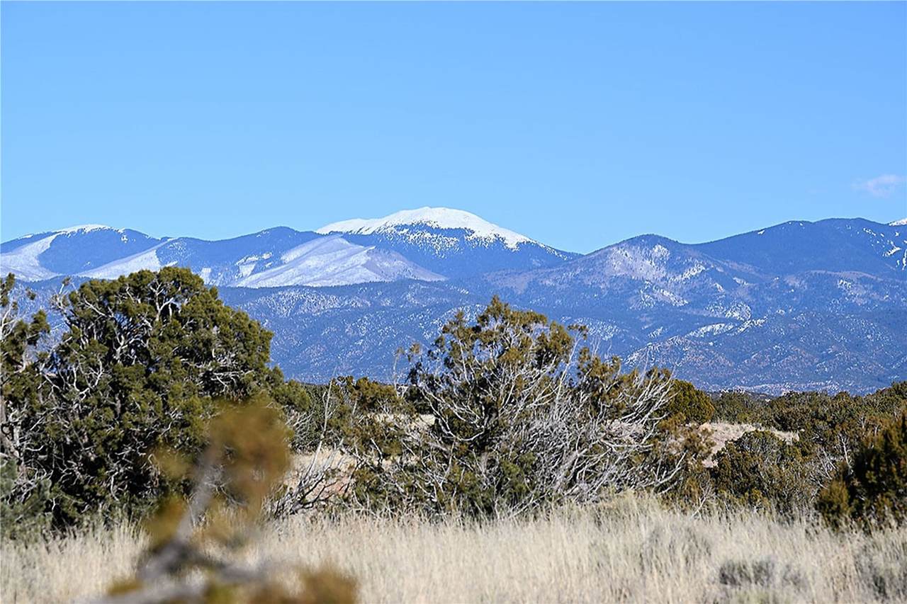https://bt-photos.global.ssl.fastly.net/santafe/1280_boomver_1_202501404-2.jpg