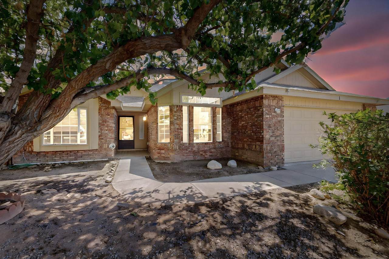 1 Ash Place - Photo 1