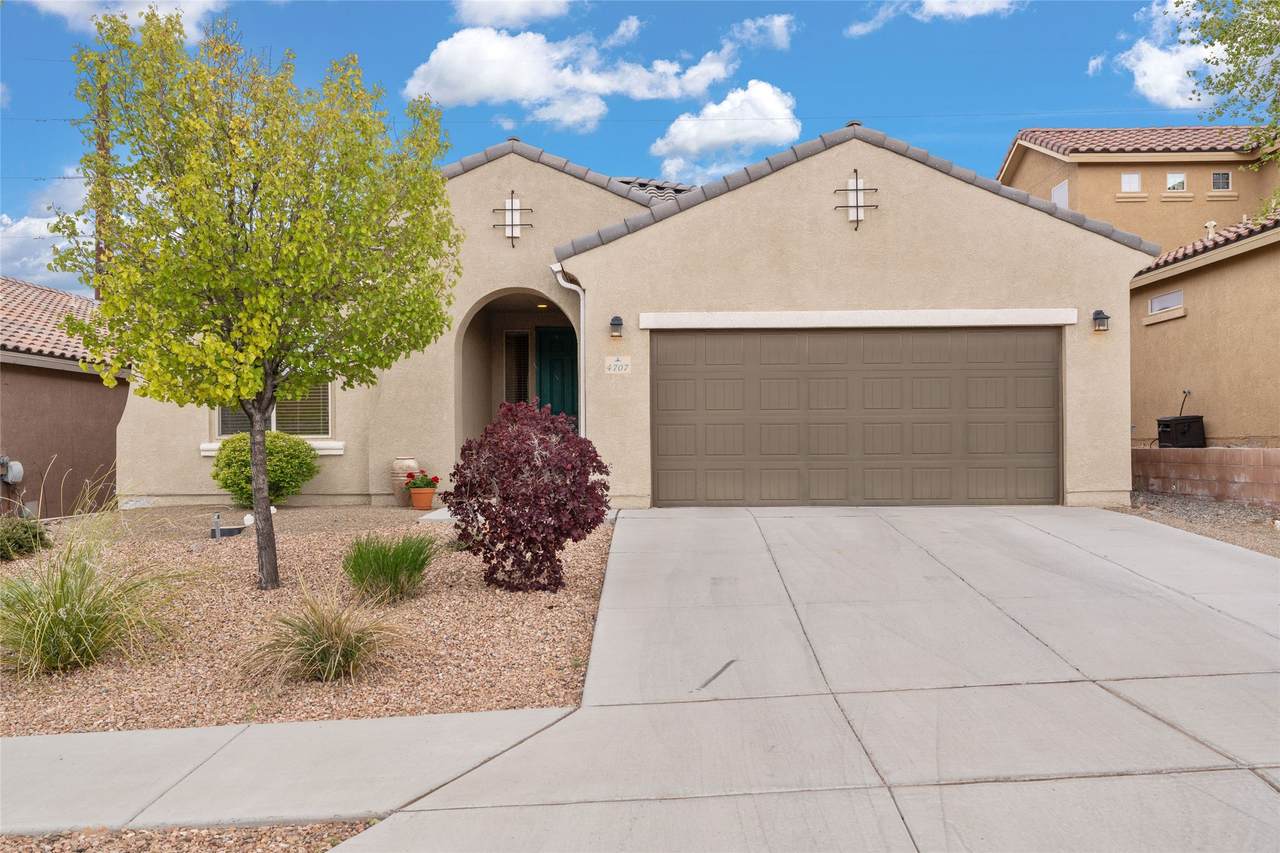 4707 Hojas Verdes - Photo 1