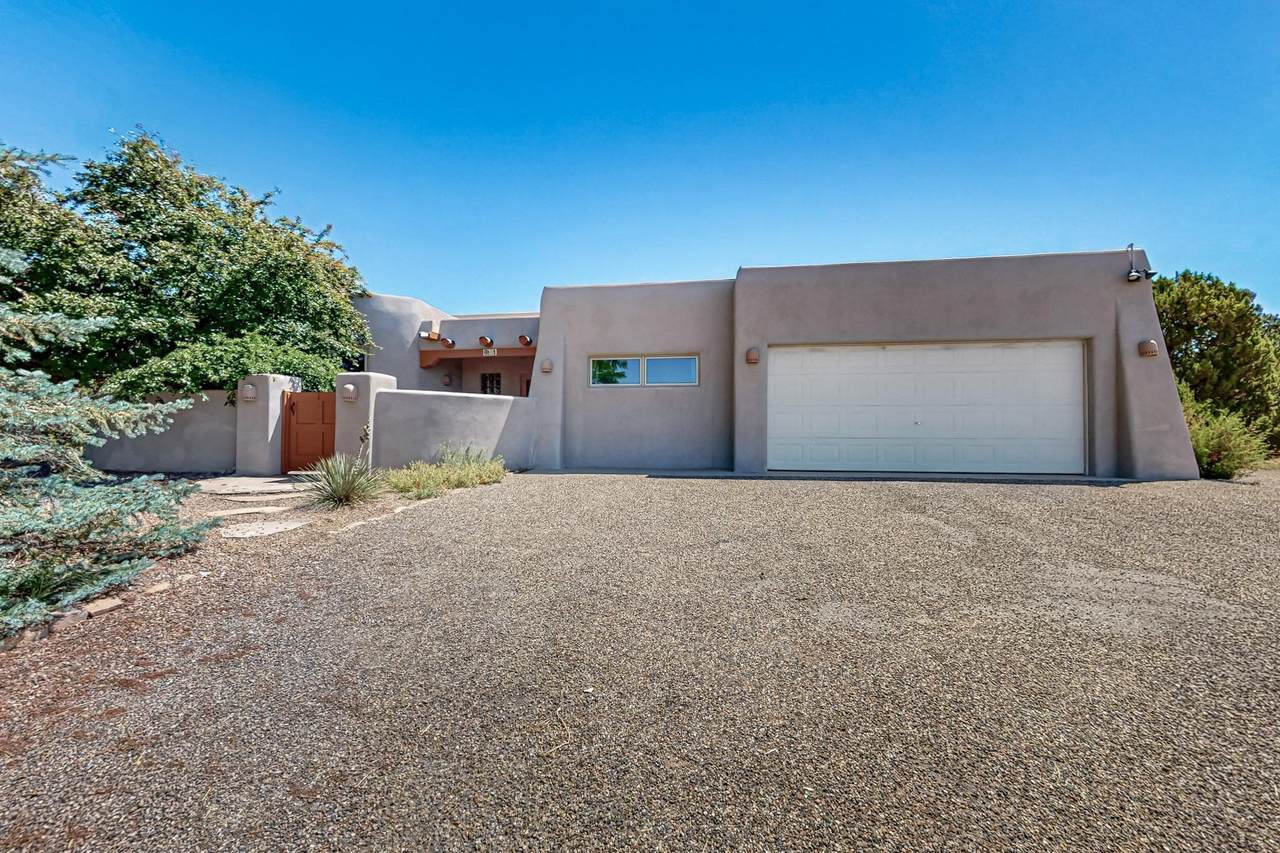 1 Reno Road - Photo 1