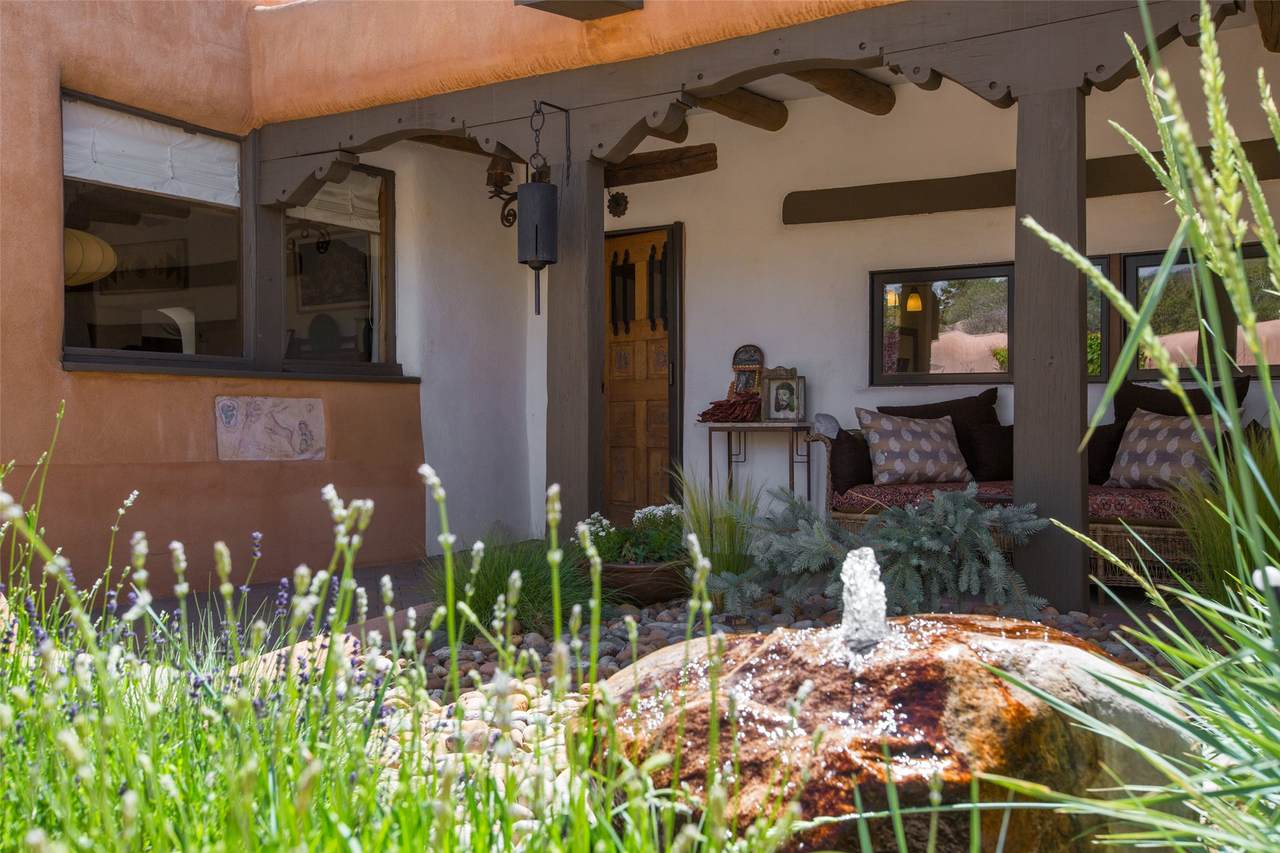 576 Camino Del Monte Sol - Photo 1