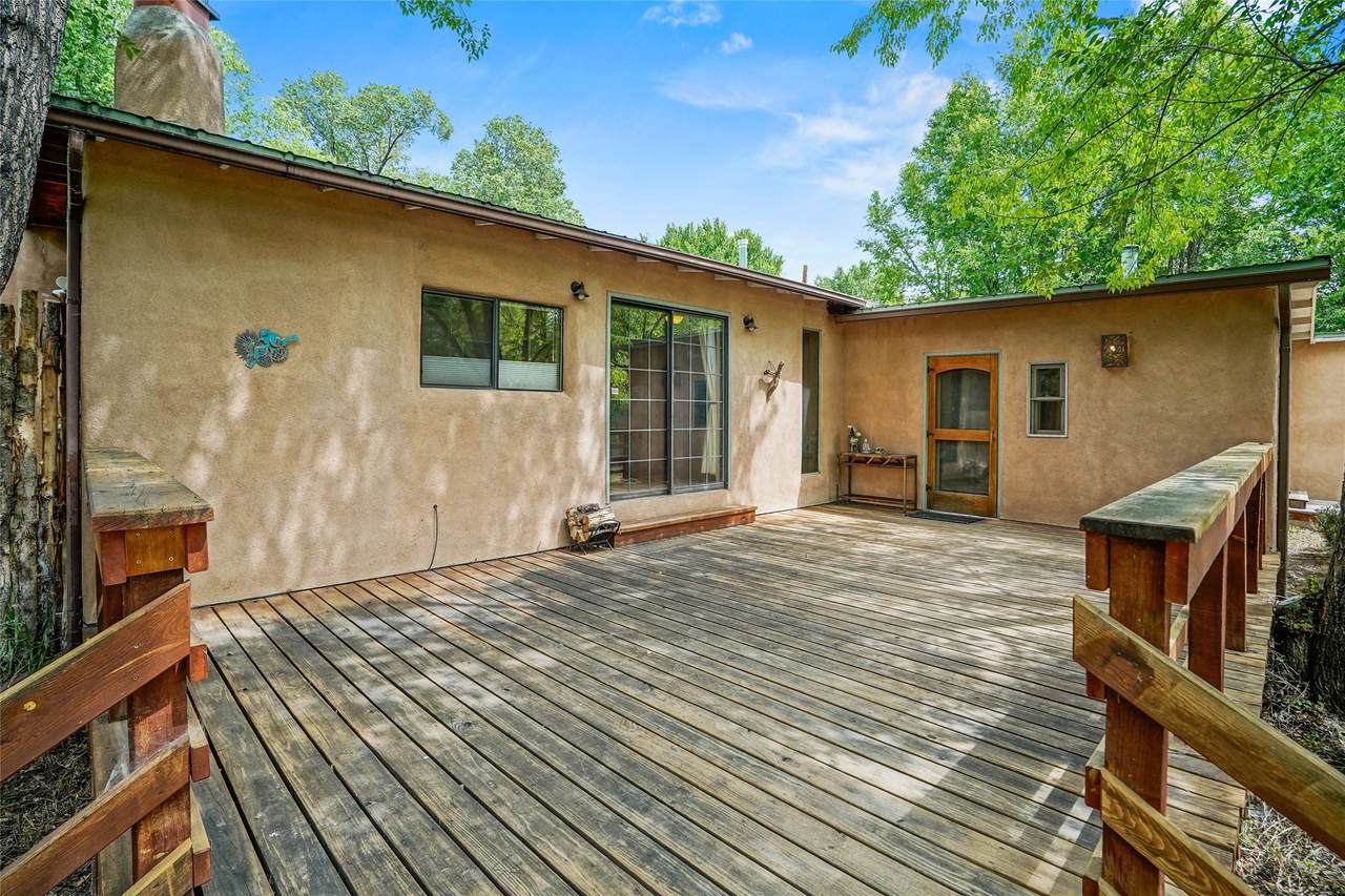 104 Guthrie Lane - Photo 1