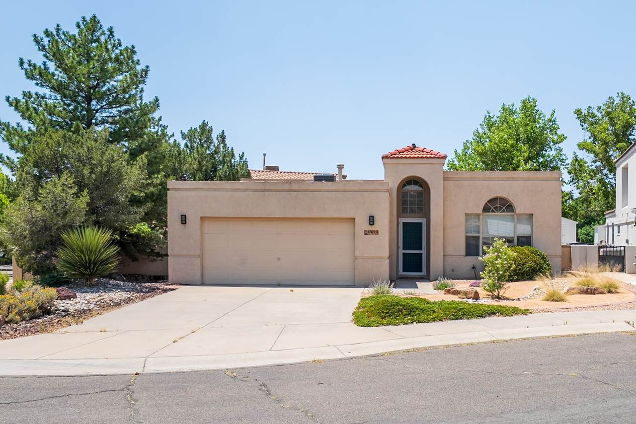 8109 Oakland Avenue - Photo 1