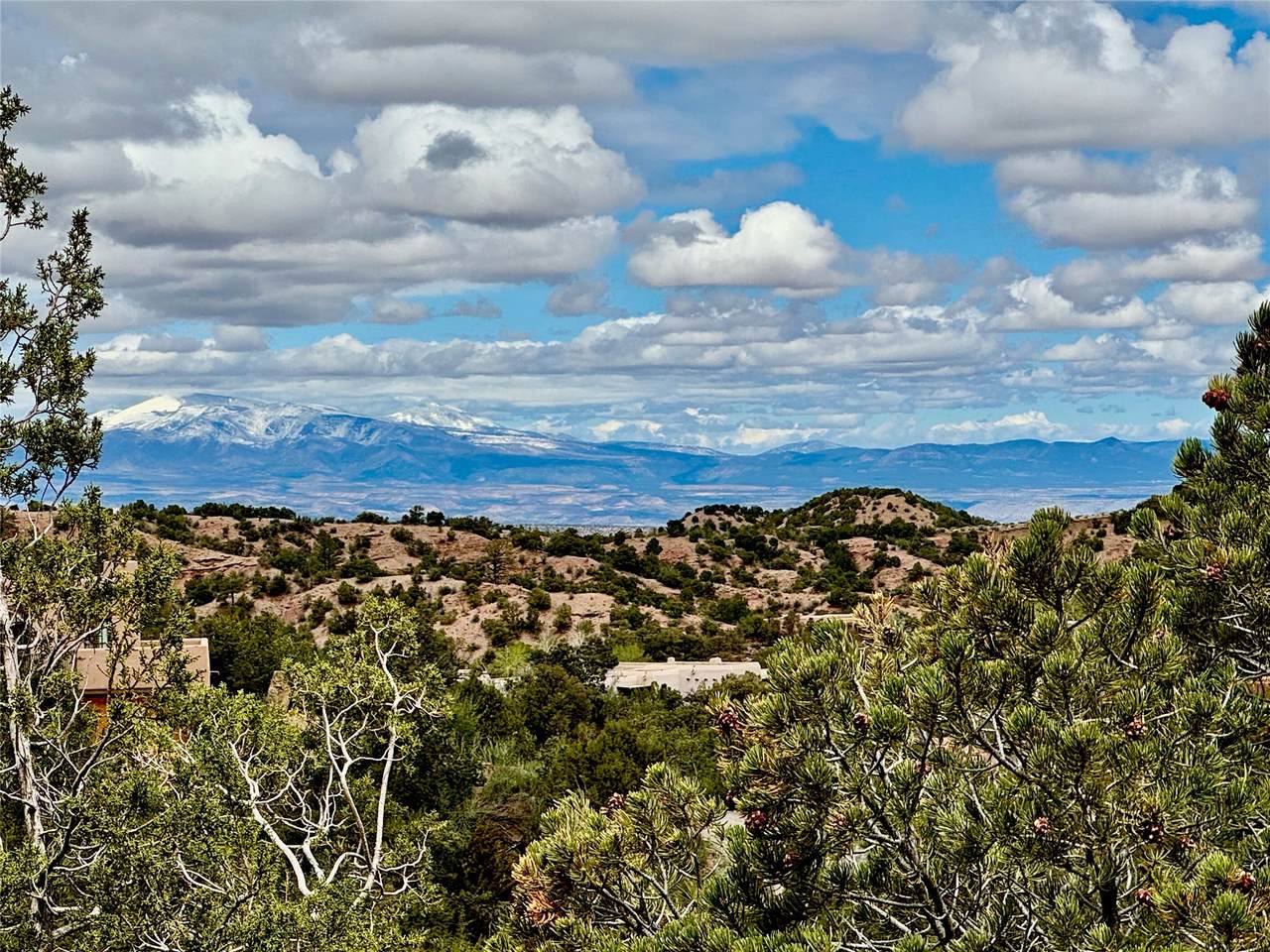 https://bt-photos.global.ssl.fastly.net/santafe/1280_boomver_1_202502954-2.jpg