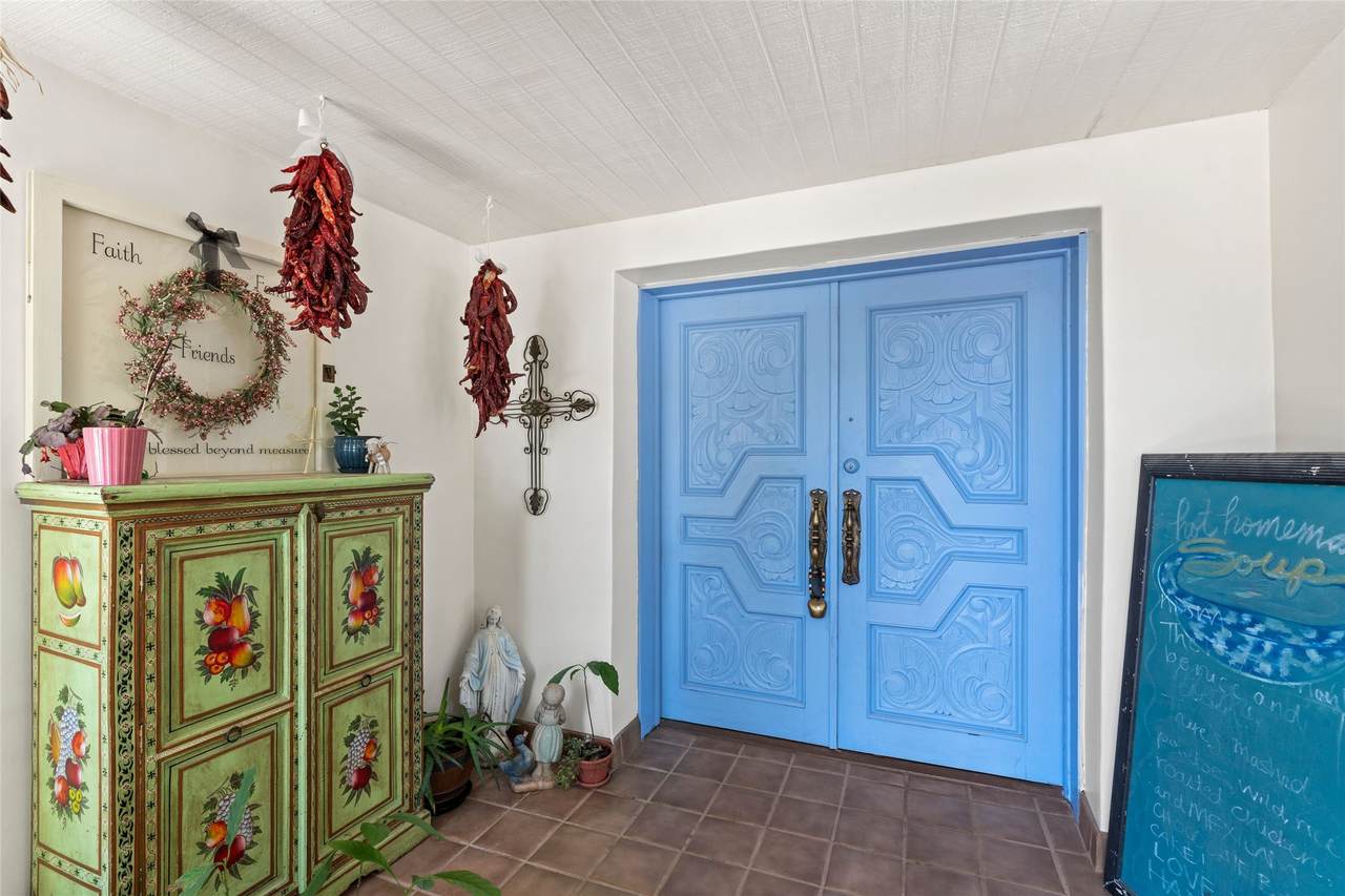 53 Bouquet Lane - Photo 1