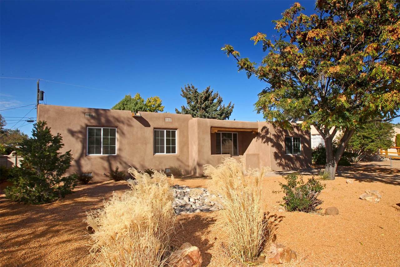 108 Sicomoro Street - Photo 1