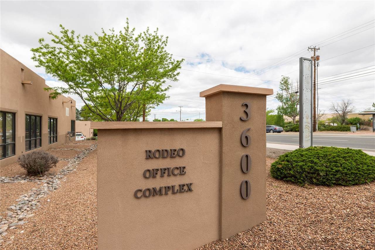 3600 Rodeo - Photo 1